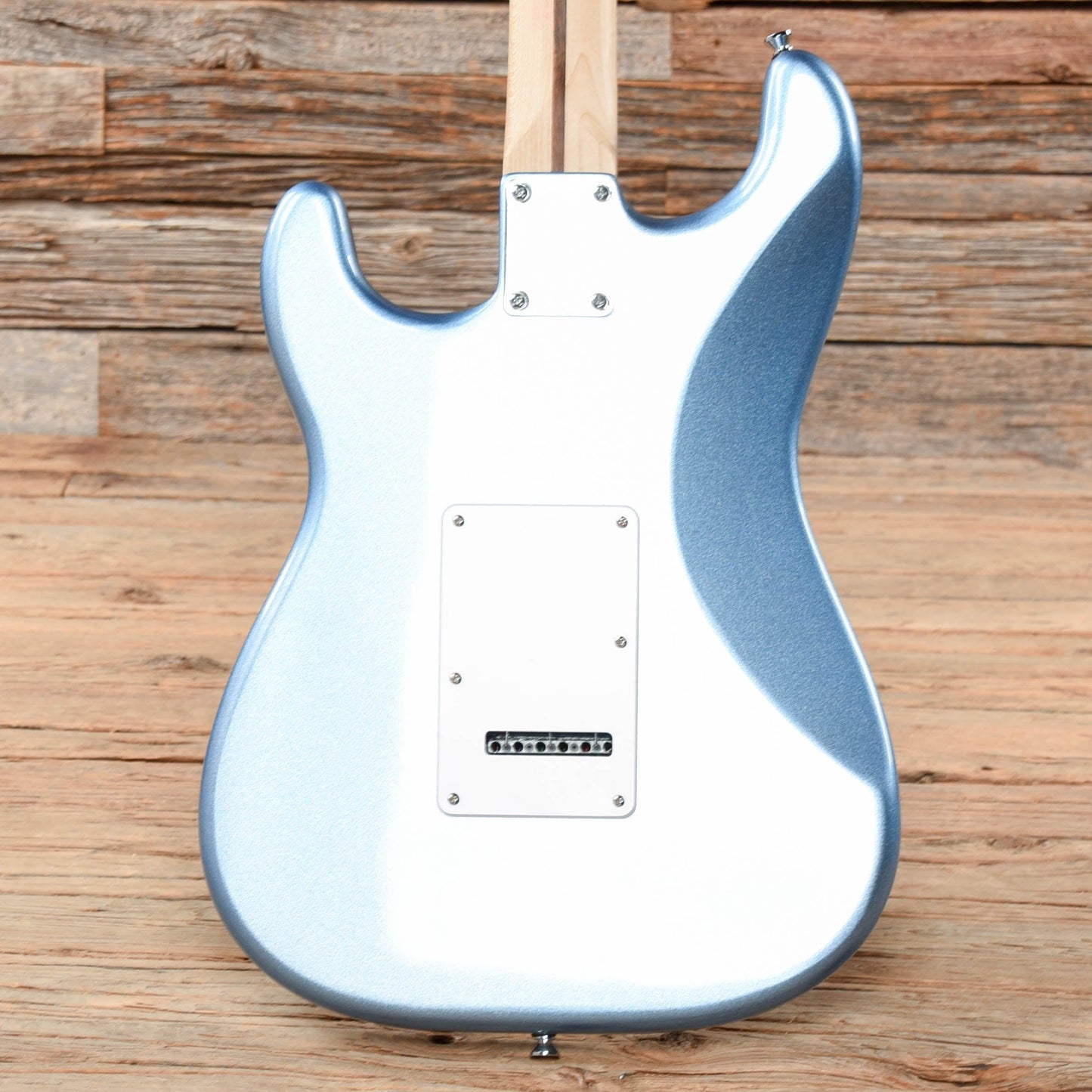 Squier Bullet Stratocaster with Tremolo Lake Placid Blue 2019 Electric Guitars / Solid Body