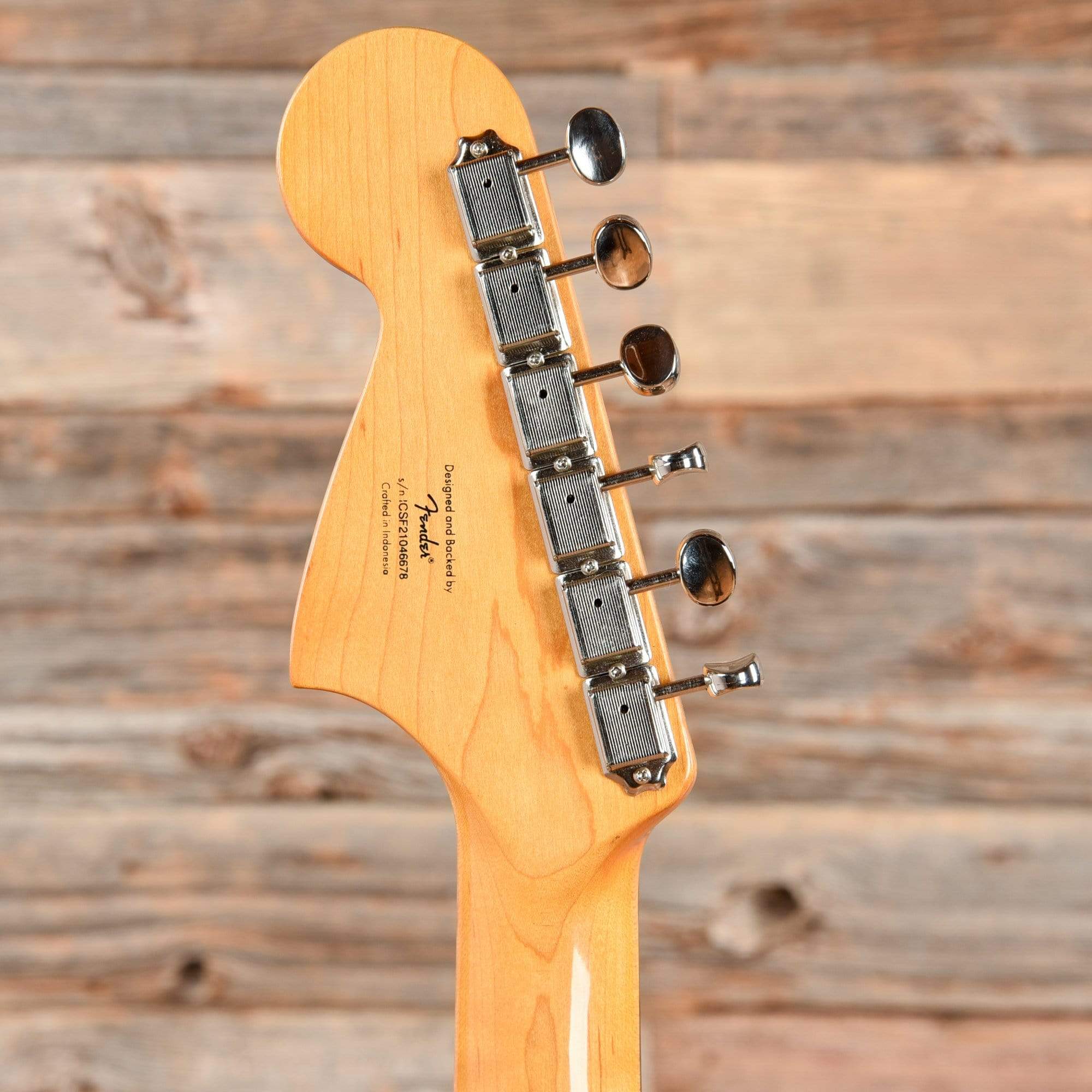 Squier Classic Vibe '60s Jaguar Shell Pink w/Matching Headcap & 3-Ply Mint Pickguard Electric Guitars / Solid Body