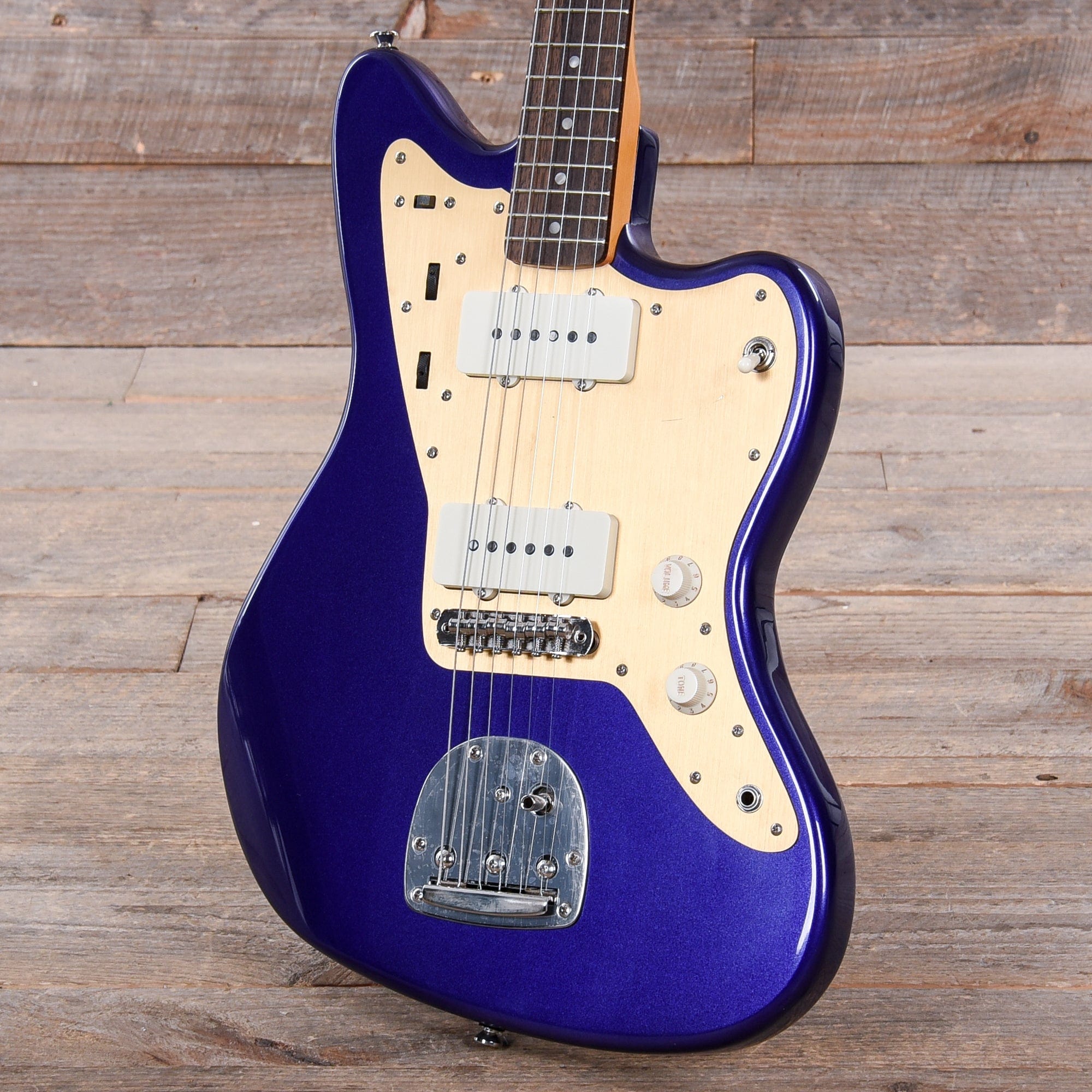 Squier Classic Vibe '60s Jazzmaster Purple Metallic w/Anodized Gold Pickguard Electric Guitars / Solid Body