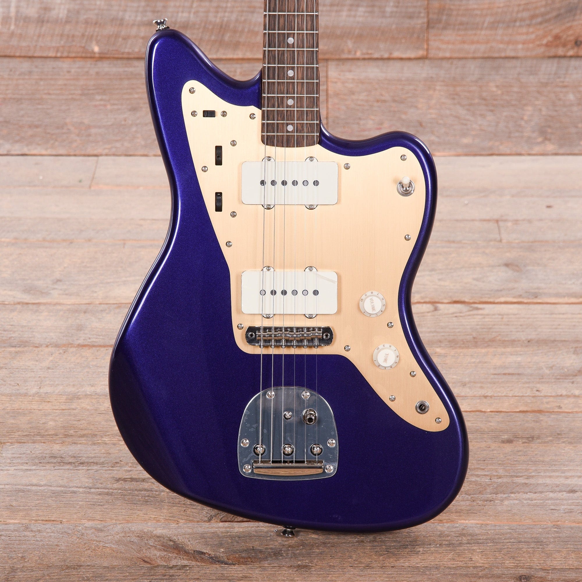 Squier Classic Vibe '60s Jazzmaster Purple Metallic w/Anodized Gold Pickguard Electric Guitars / Solid Body