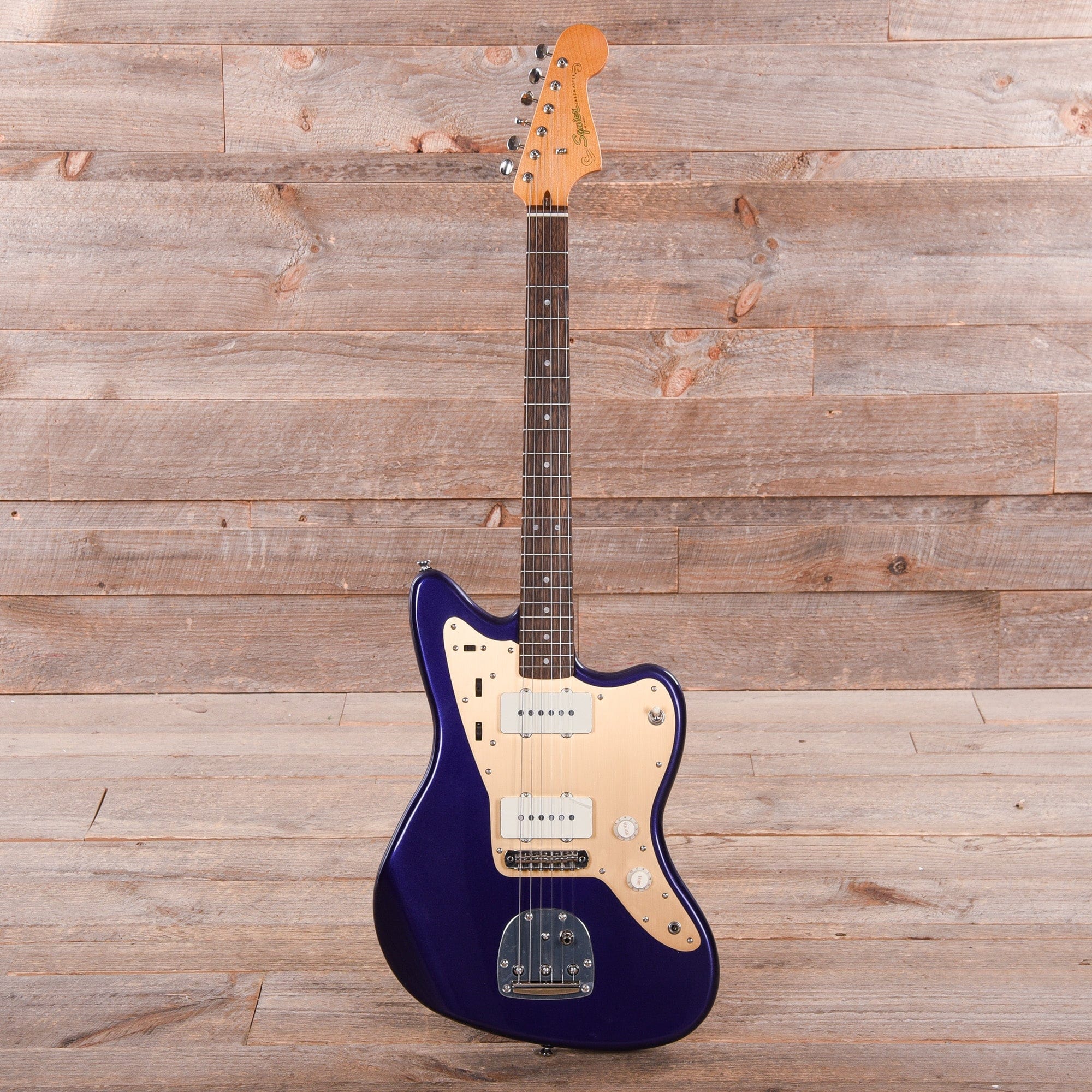 Squier Classic Vibe '60s Jazzmaster Purple Metallic w/Anodized Gold Pickguard Electric Guitars / Solid Body