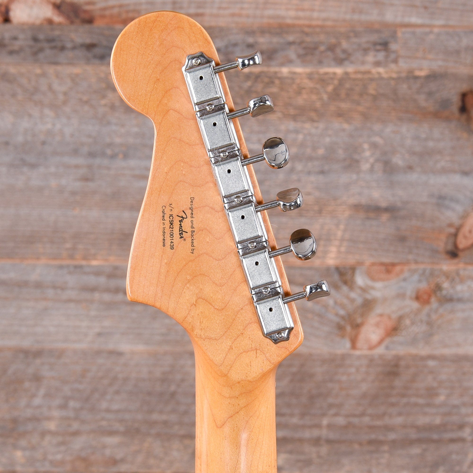 Squier Classic Vibe '60s Jazzmaster Purple Metallic w/Anodized Gold Pickguard Electric Guitars / Solid Body