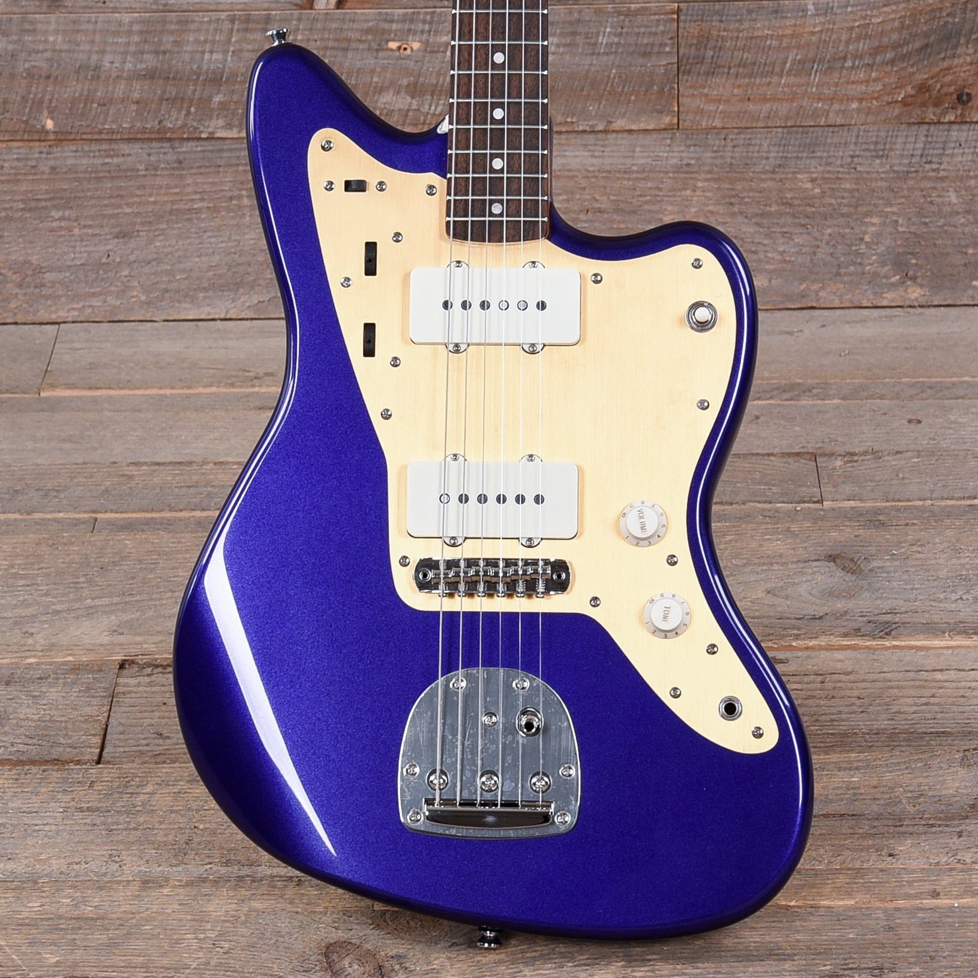 Squier Classic Vibe '60s Jazzmaster Purple Metallic w/Anodized Gold Pickguard Electric Guitars / Solid Body
