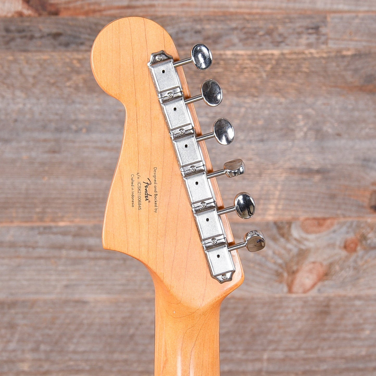 Squier Classic Vibe '60s Jazzmaster Purple Metallic w/Anodized Gold Pickguard Electric Guitars / Solid Body