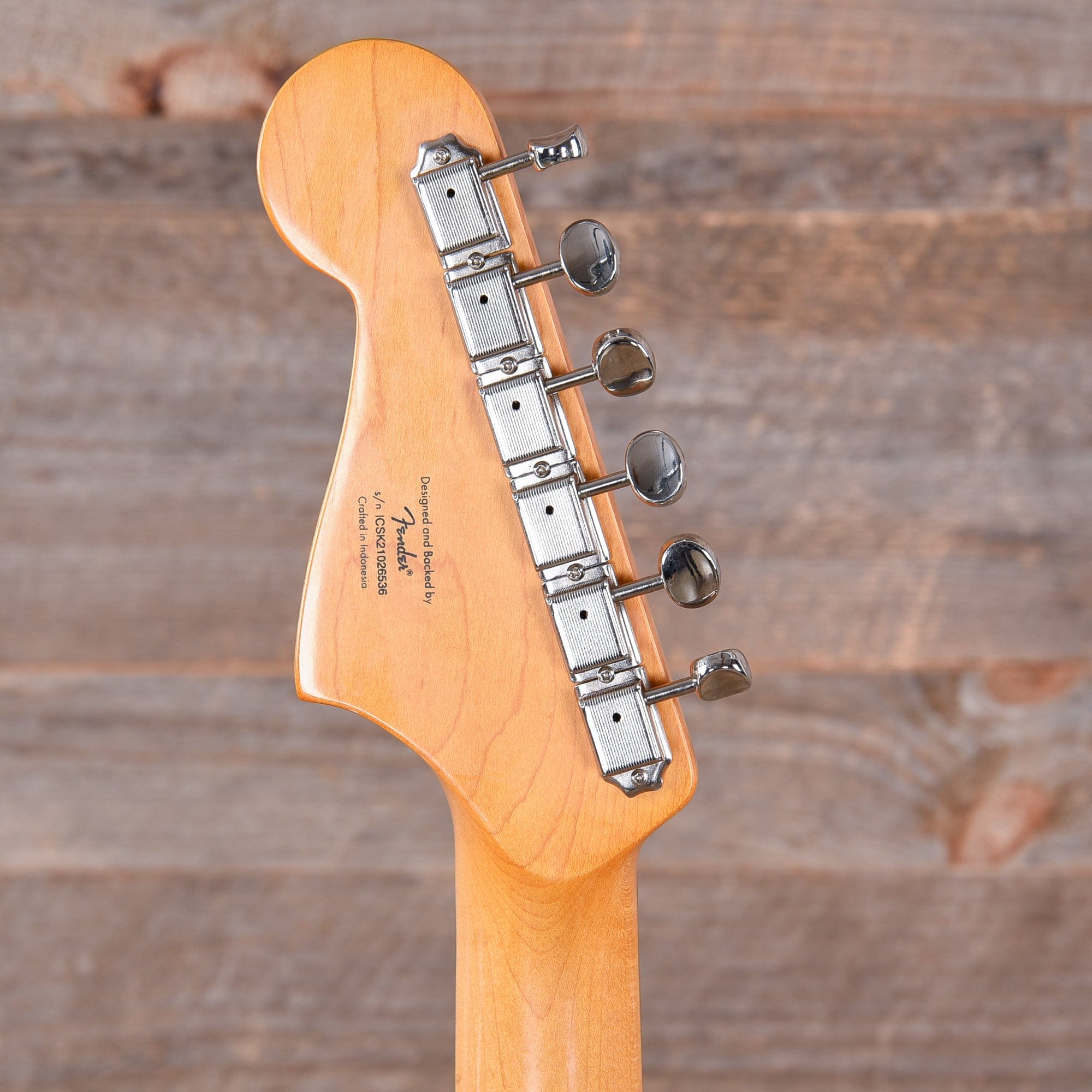 Squier Classic Vibe '60s Jazzmaster Purple Metallic w/Anodized Gold Pickguard Electric Guitars / Solid Body