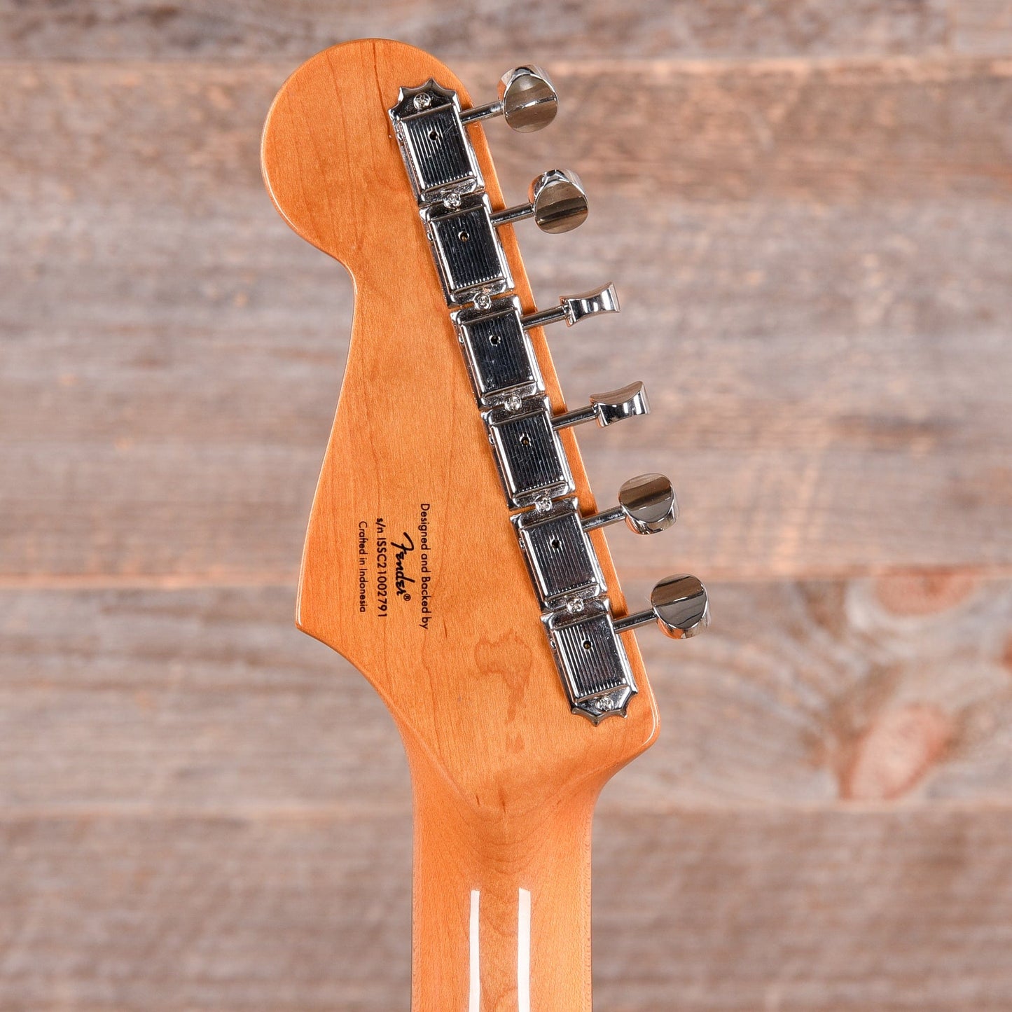 Squier Classic Vibe '60s Stratocaster Purple Metallic w/4-Ply Tortoise Pickguard Electric Guitars / Solid Body