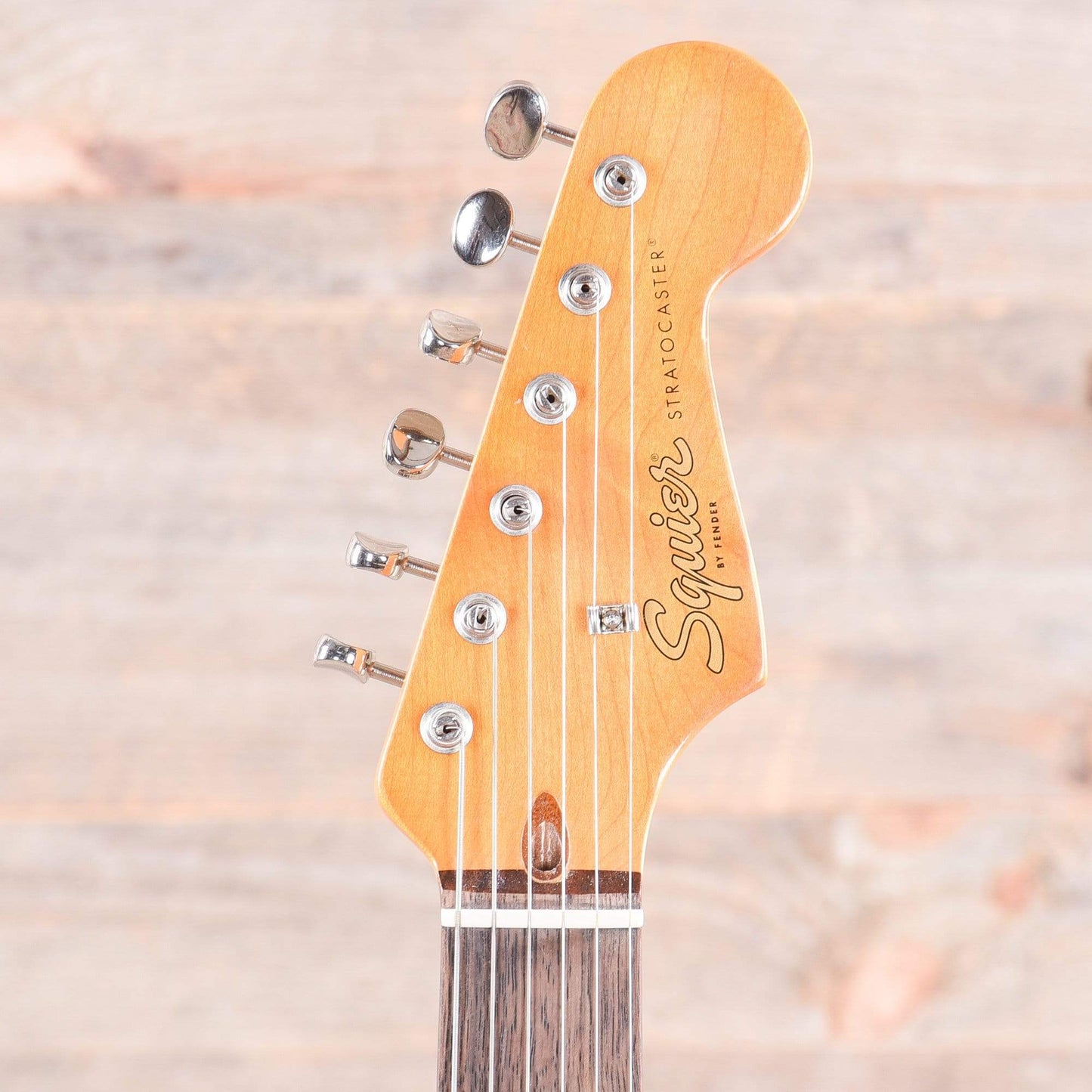 Squier Classic Vibe '60s Stratocaster Shell Pink w/Mint Pickguard Electric Guitars / Solid Body