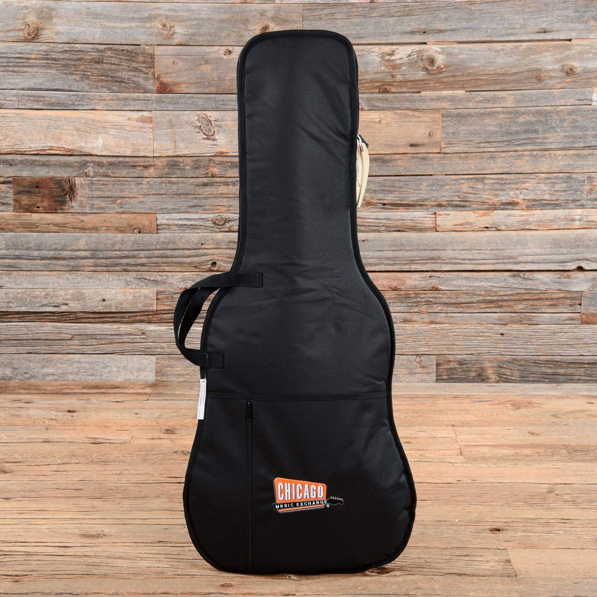 Squier Classic Vibe '60s Stratocaster Shell Pink w/Mint Pickguard Electric Guitars / Solid Body