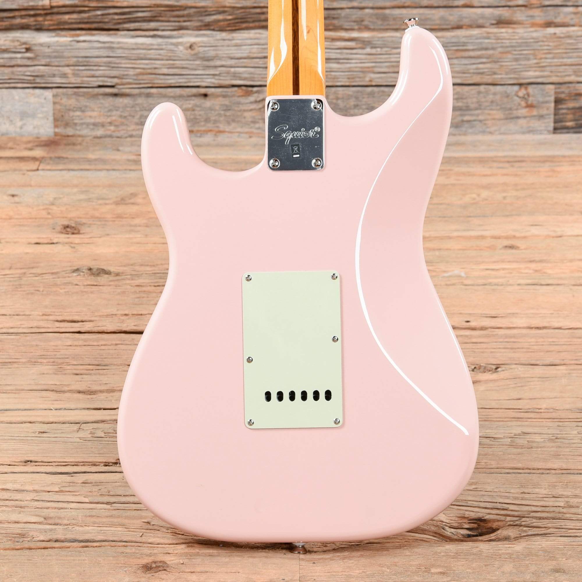 Squier Classic Vibe '60s Stratocaster Shell Pink w/Mint Pickguard Electric Guitars / Solid Body