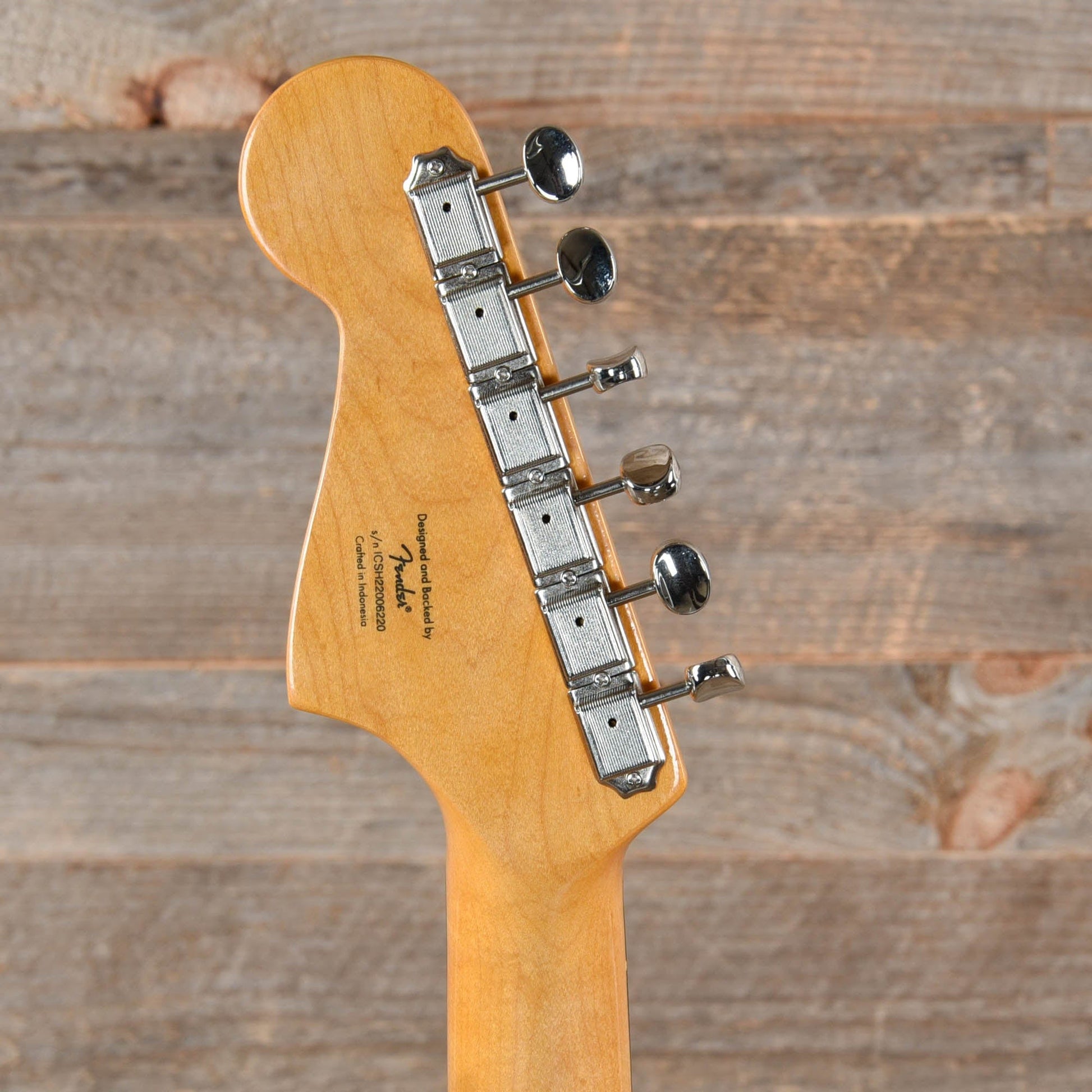 Squier Classic Vibe 70s Jazzmaster Maple Neck Walnut w/Black Blocks/Binding Electric Guitars / Solid Body