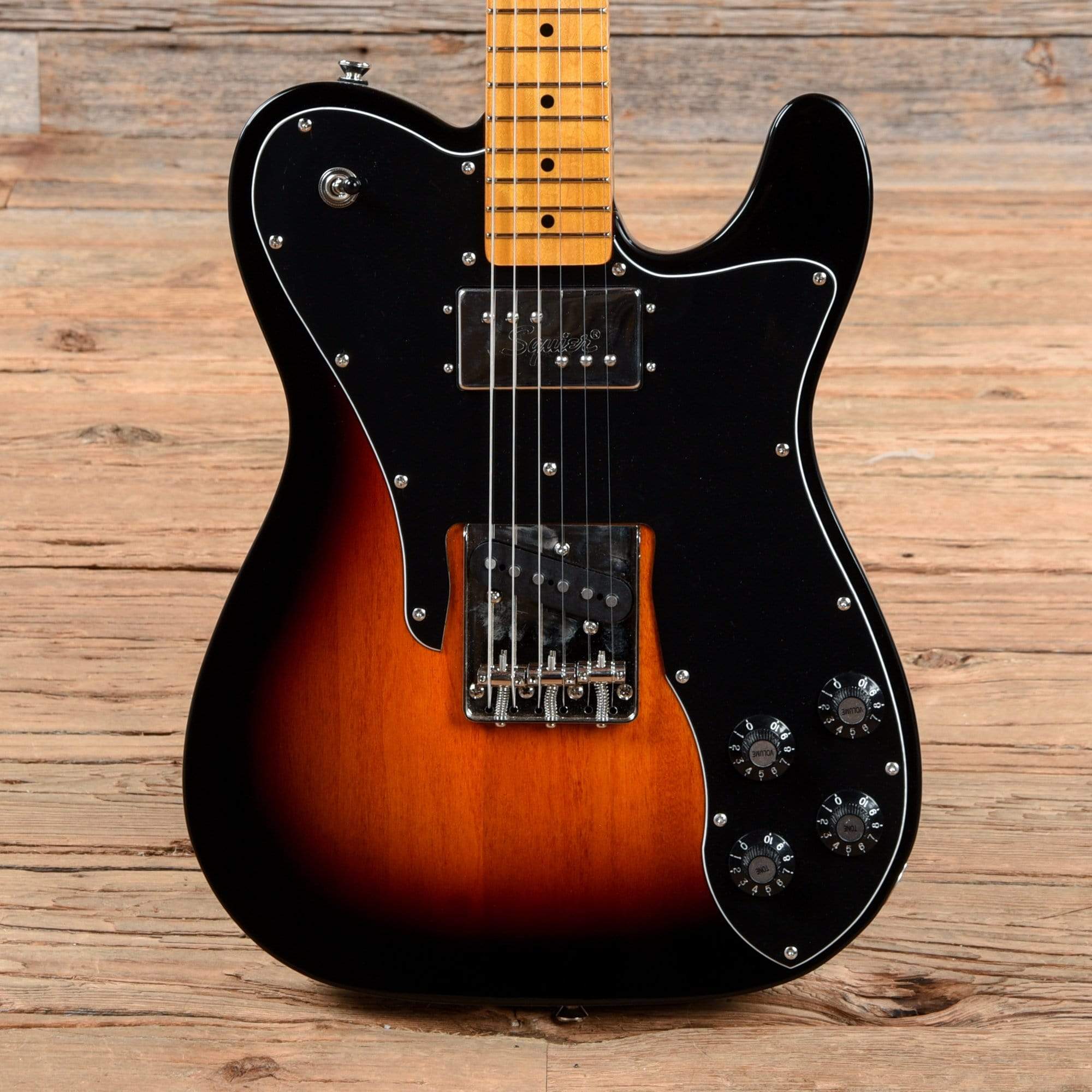 Squier Classic Vibe 70s Telecaster Custom 3-Color Sunburst Electric Guitars / Solid Body