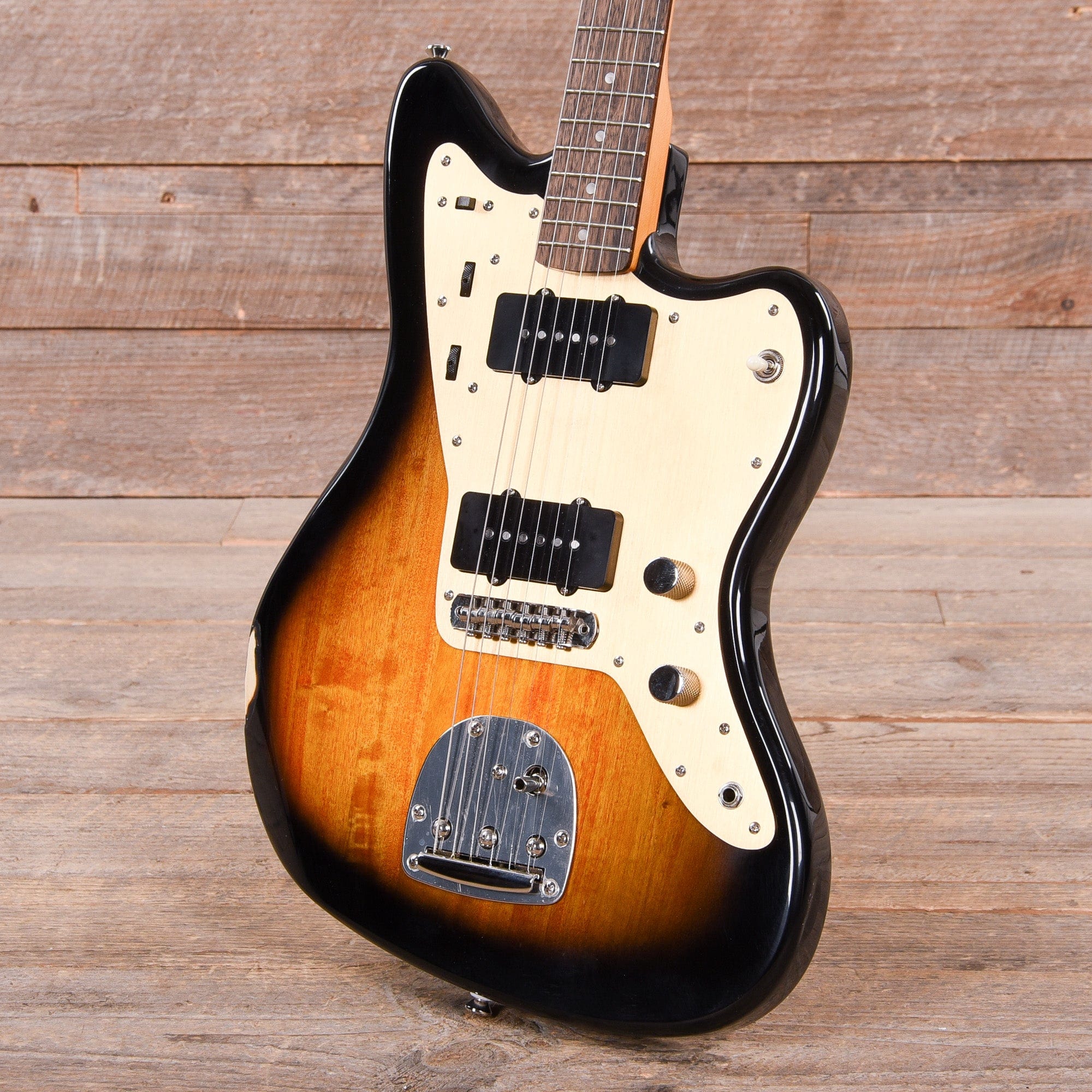 Squier Classic Vibe Late '50s Jazzmaster 2-Color Sunburst w/Gold Anodized Pickguard Electric Guitars / Solid Body