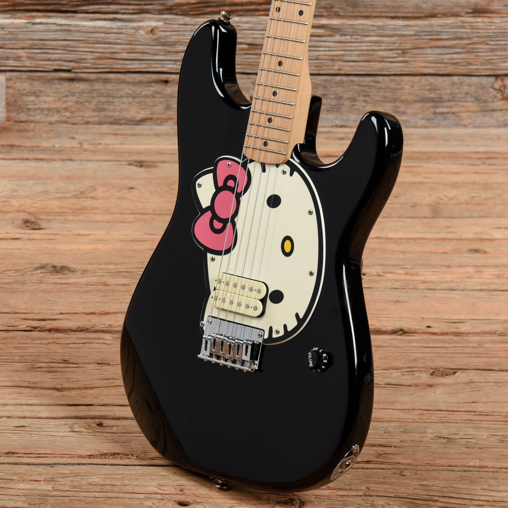 Squier Hello Kitty Stratocaster Black 2006 Chicago Music Exchange