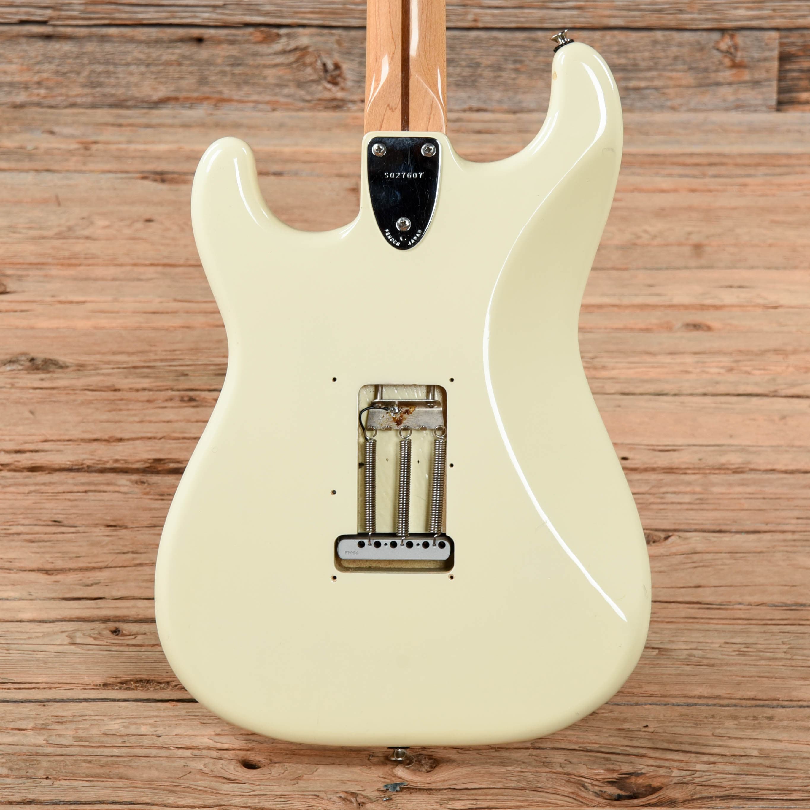 Stratocaster Rear Squier Japan Stratocaster White – Chicago Music Exchange