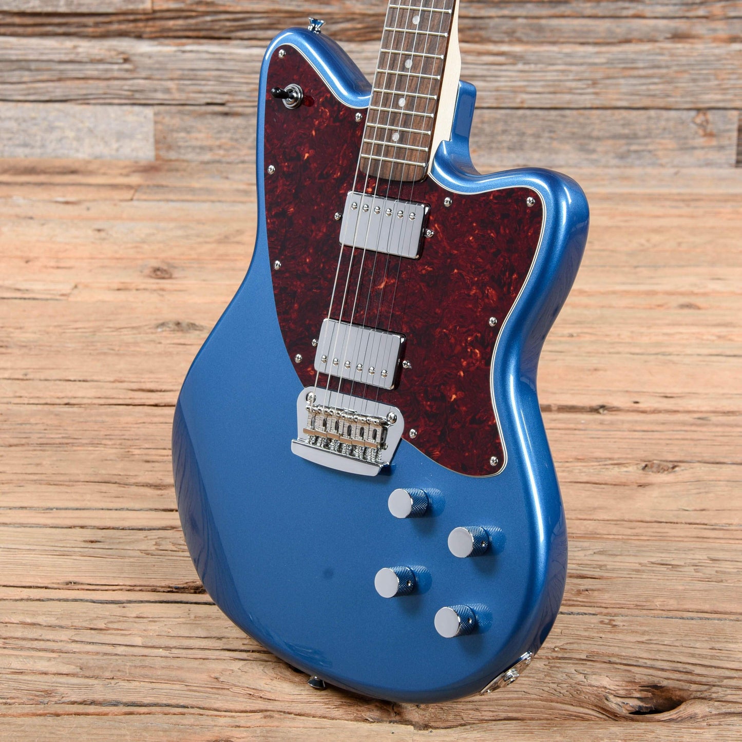 Squier Paranormal Toronado Lake Placid Blue Electric Guitars / Solid Body