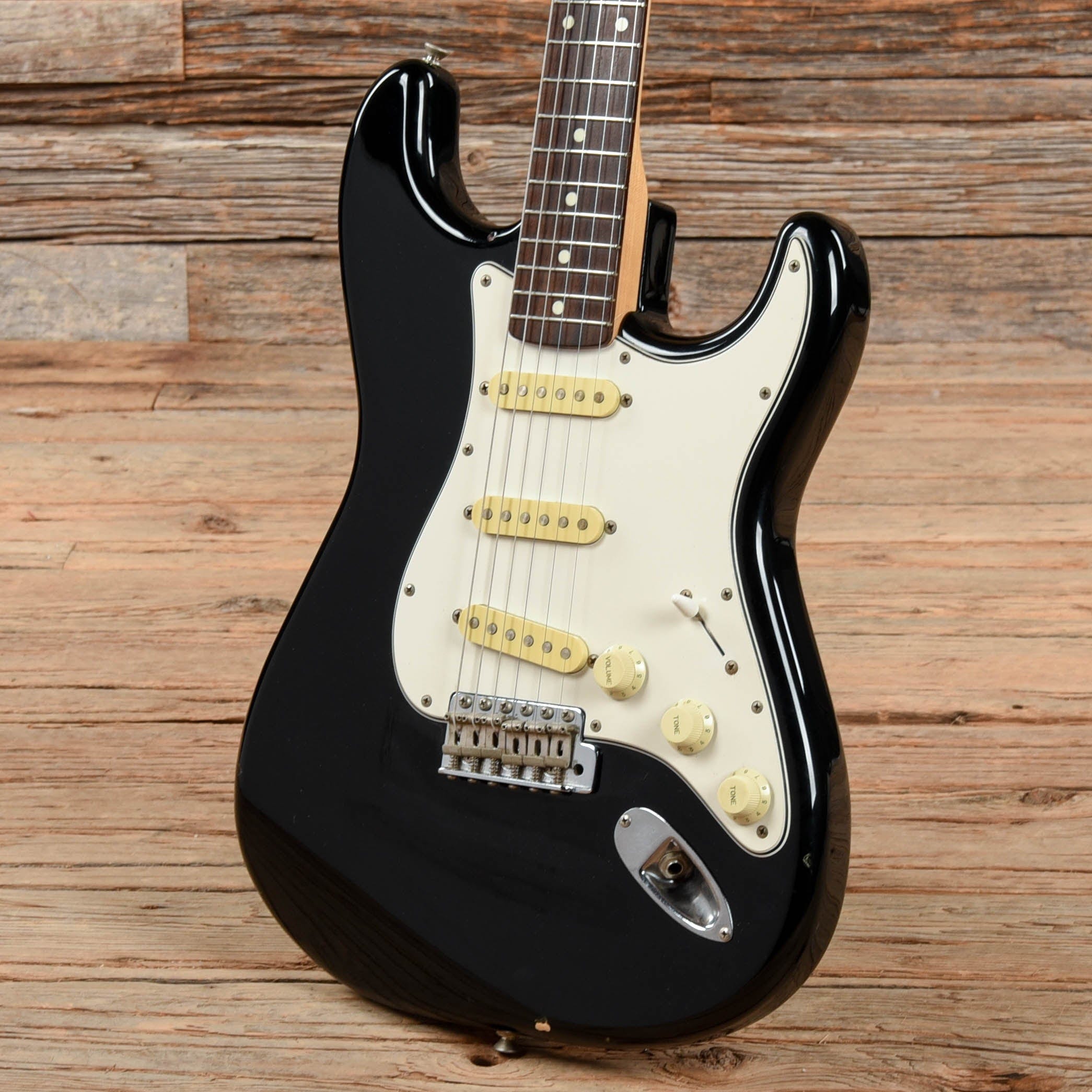 Squier Standard Stratocaster Black 1987 Electric Guitars / Solid Body