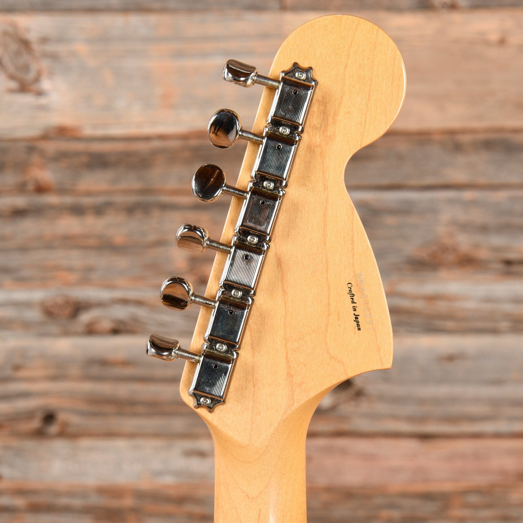 Squier Super-Sonic Blue Sparkle 1997 – Chicago Music Exchange