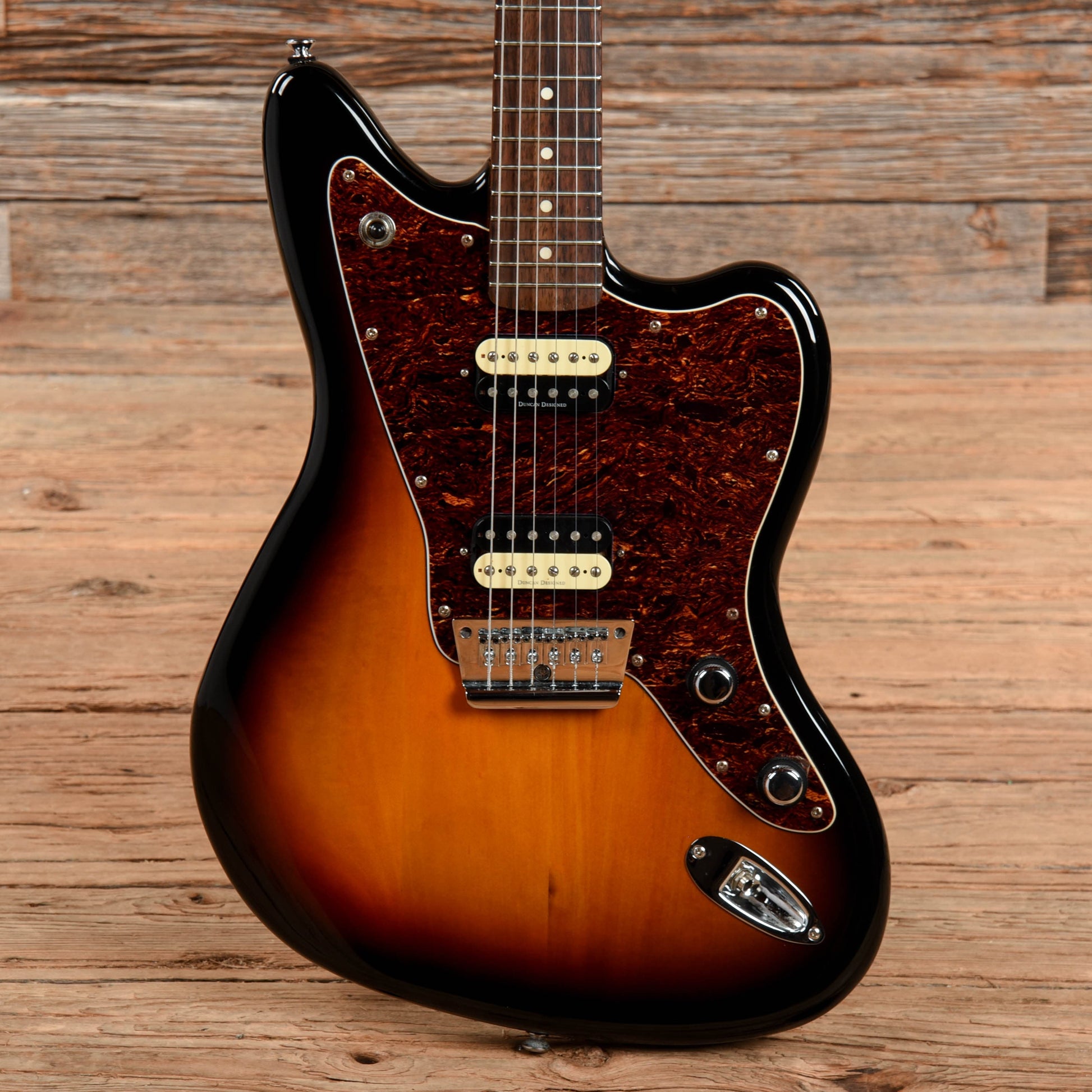 Squier Vintage Modified Jaguar HH Sunburst 2010 Electric Guitars / Solid Body