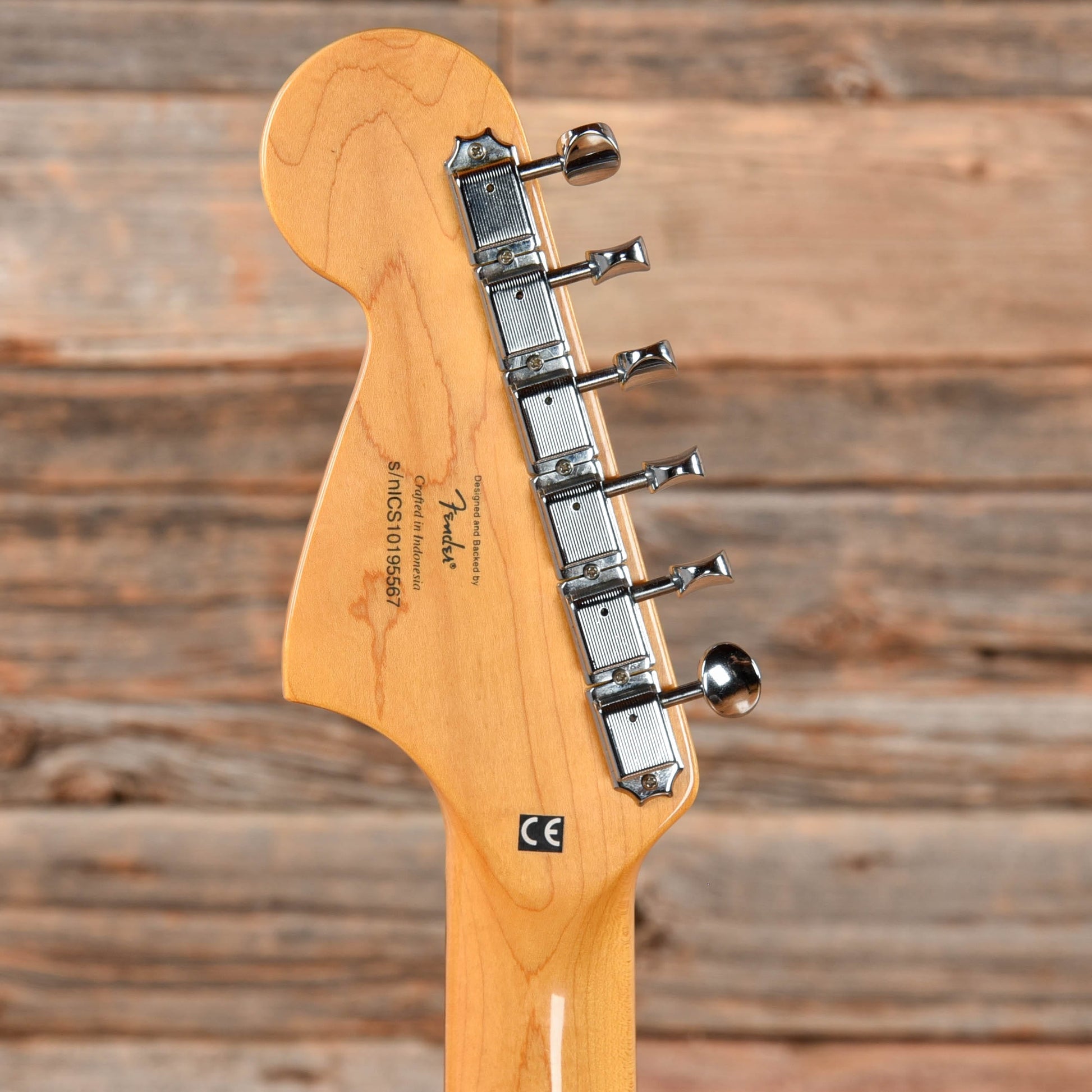 Squier Vintage Modified Jaguar HH Sunburst 2010 Electric Guitars / Solid Body