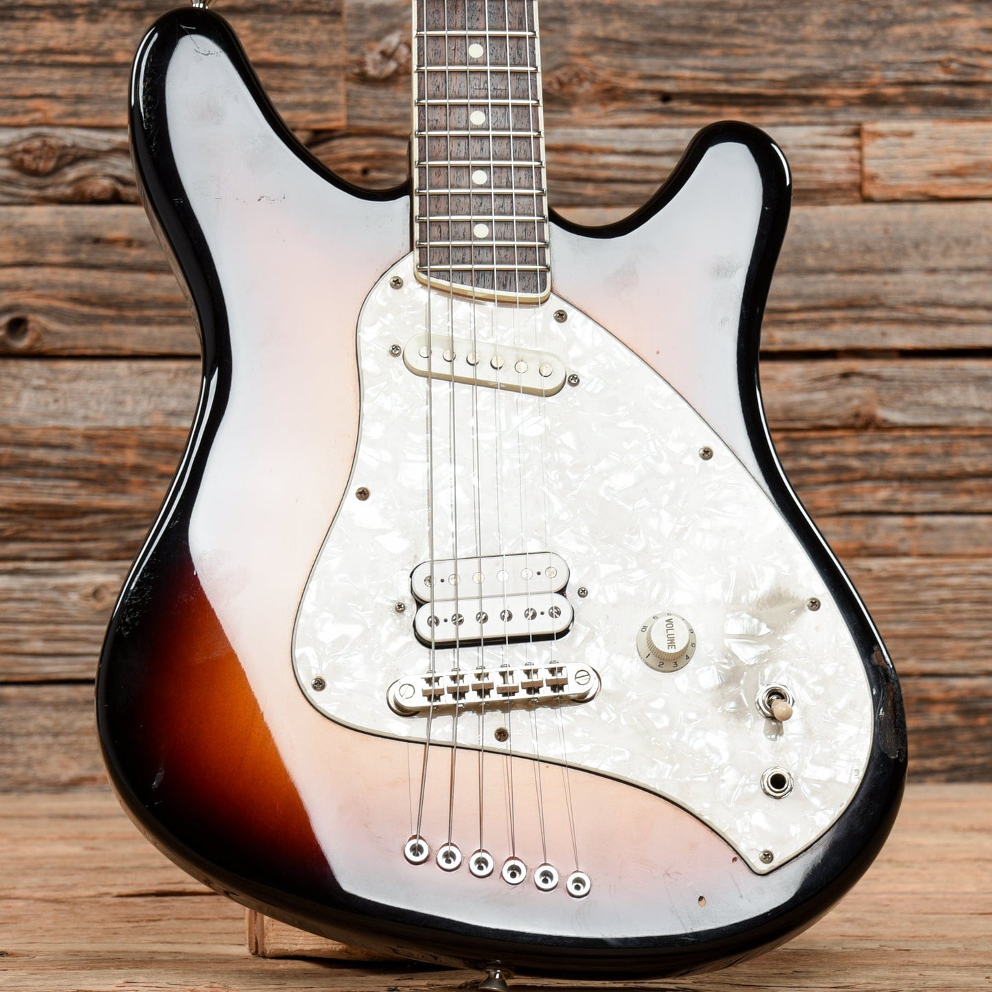 Squier Vista Venus Sunburst 1997 Electric Guitars / Solid Body