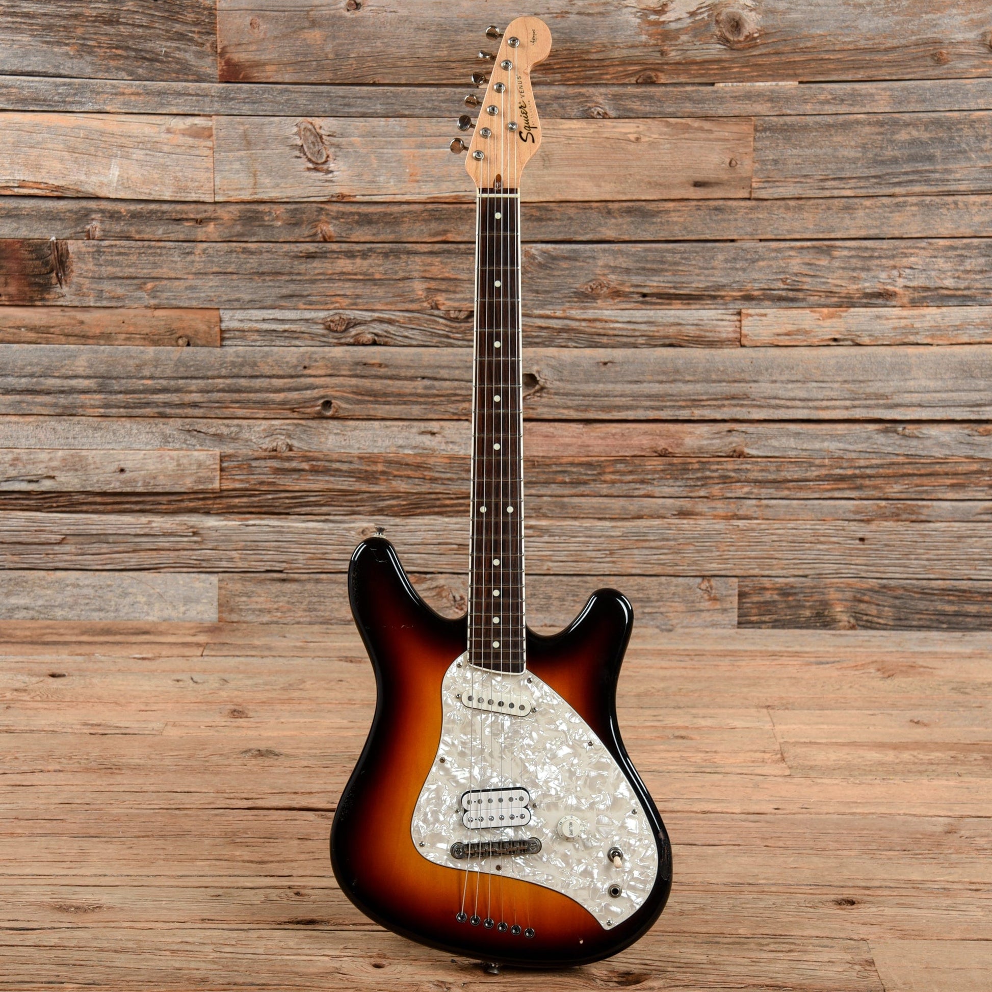 Squier Vista Venus Sunburst 1997 Electric Guitars / Solid Body