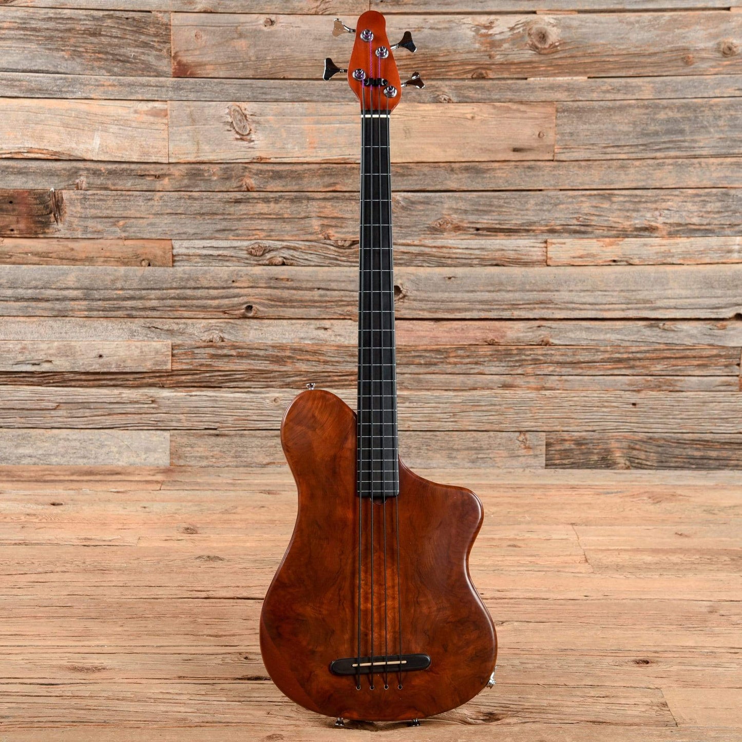 Steve Ezzo Custom Short Scale Fretless Bass Redwood Top Bass Guitars / Short Scale