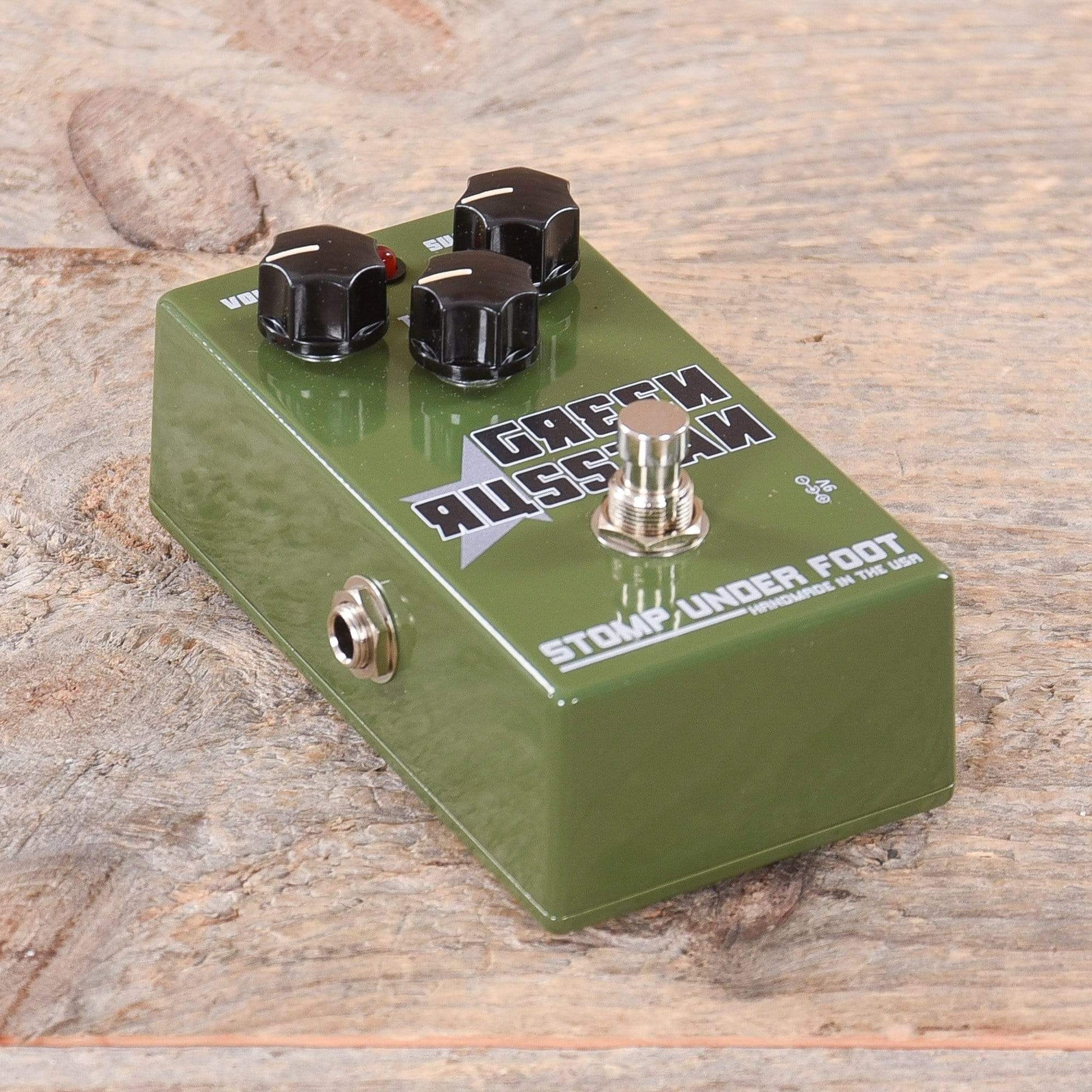 green gizmo pedal Stomp Under Foot Green Russian – Chicago Music Exchange