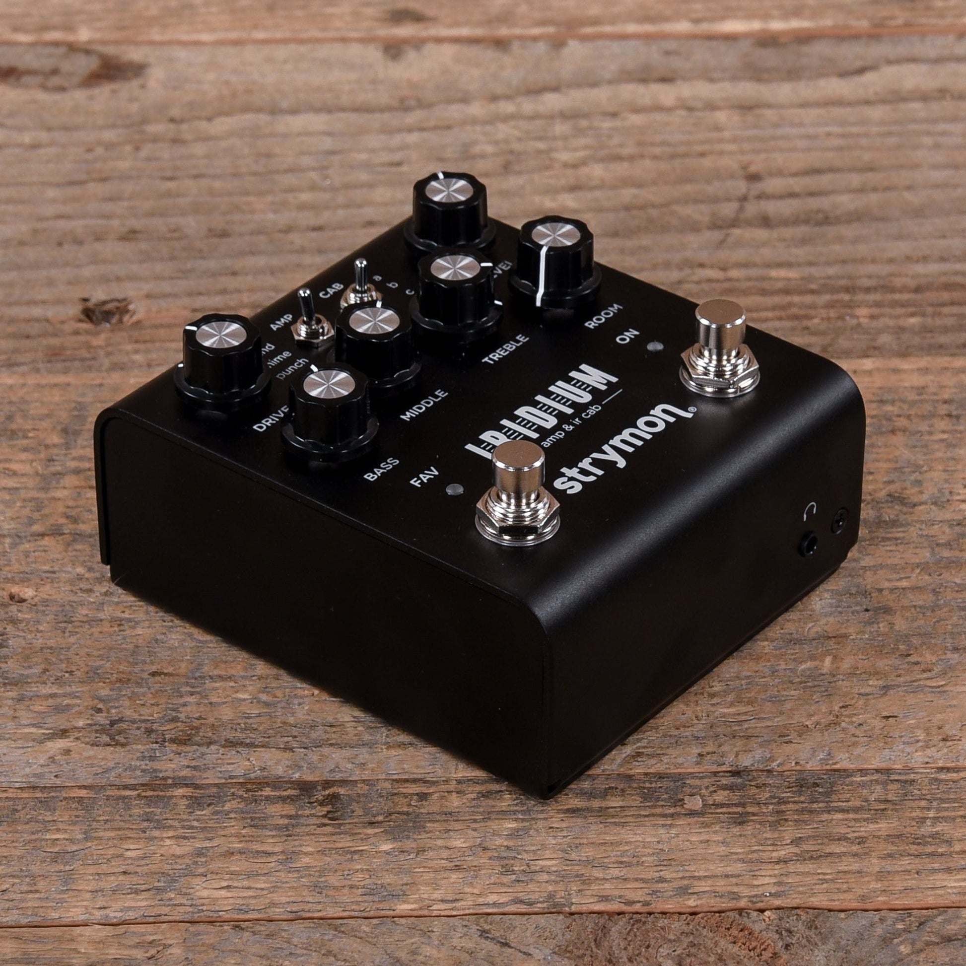 Strymon Iridium Amp and IR Cab Simulator Pedal Effects and Pedals / Amp Modeling