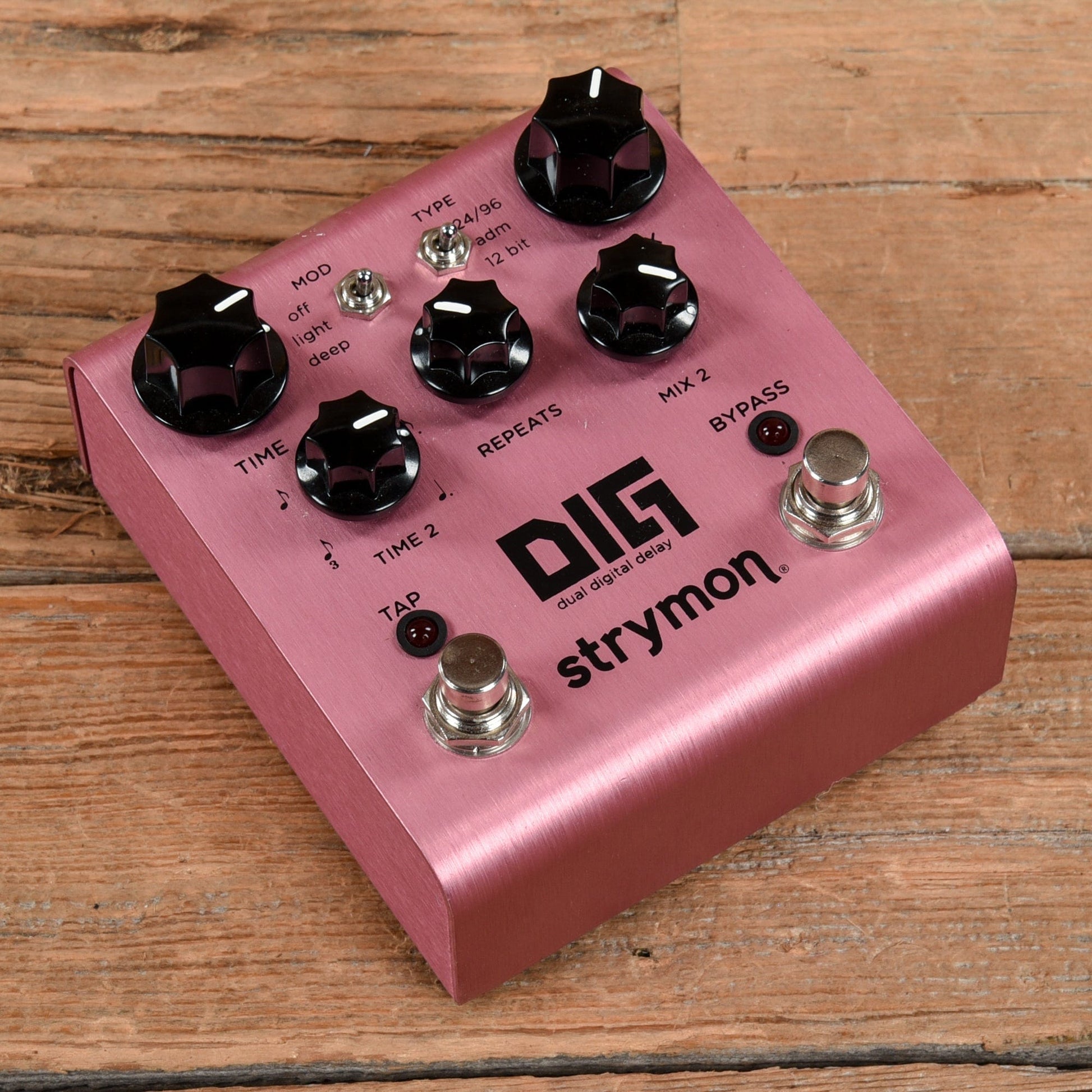 Strymon DIG Dual Digital Delay V1 Effects and Pedals / Delay