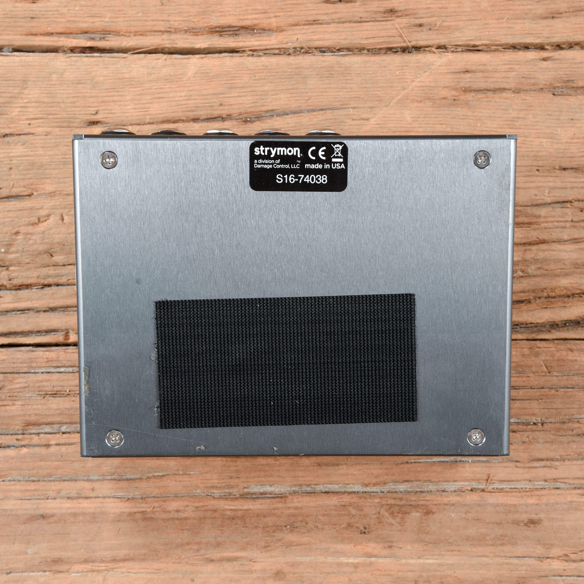 Strymon Timeline Delay Effects and Pedals / Delay