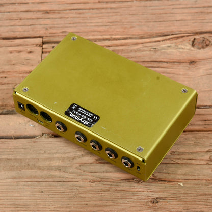 Strymon Volante Effects and Pedals / Delay