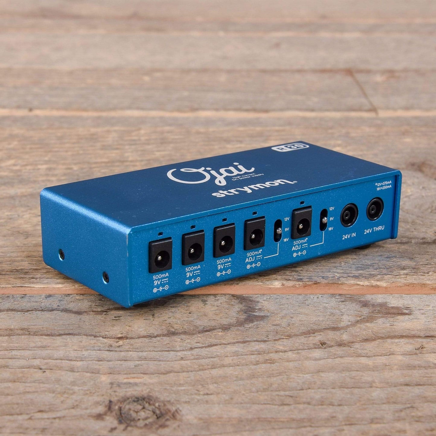Strymon Ojai R30 High Current DC Power Supply Expansion Kit Effects and Pedals / Pedalboards and Power Supplies