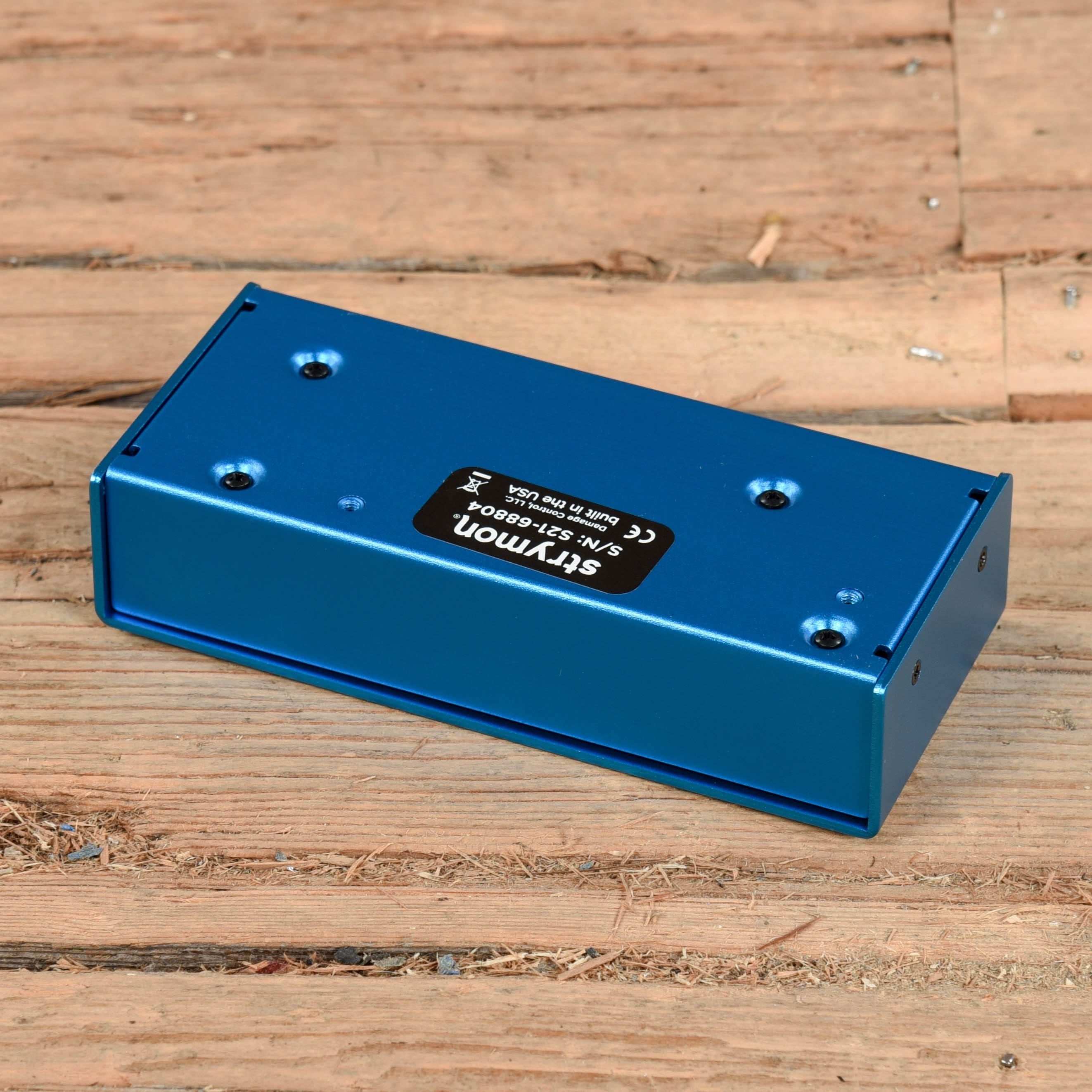 Strymon Ojai R30 High Current DC Power Supply Expansion Kit Effects and Pedals / Pedalboards and Power Supplies
