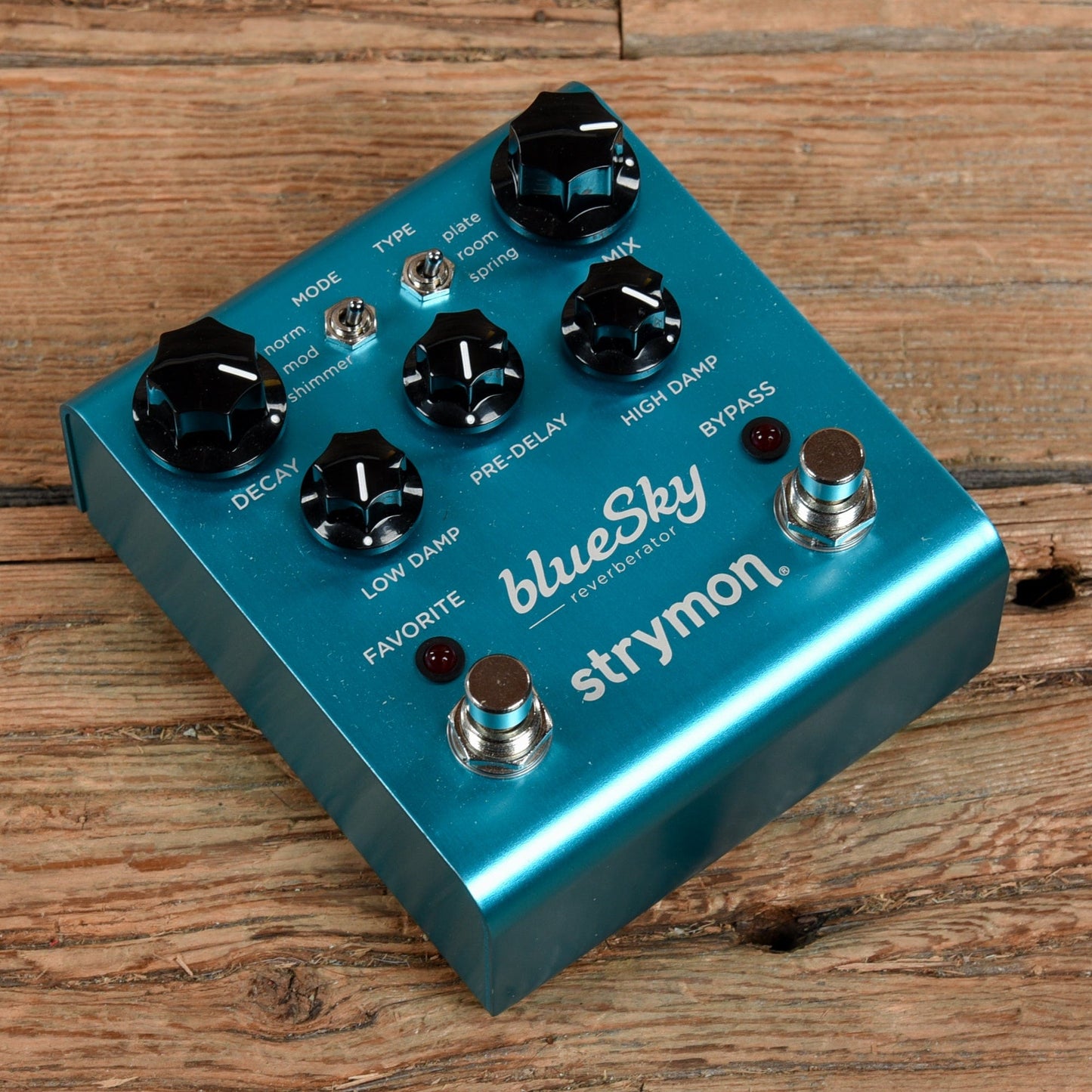 Strymon blueSky Reverberator Effects and Pedals / Reverb
