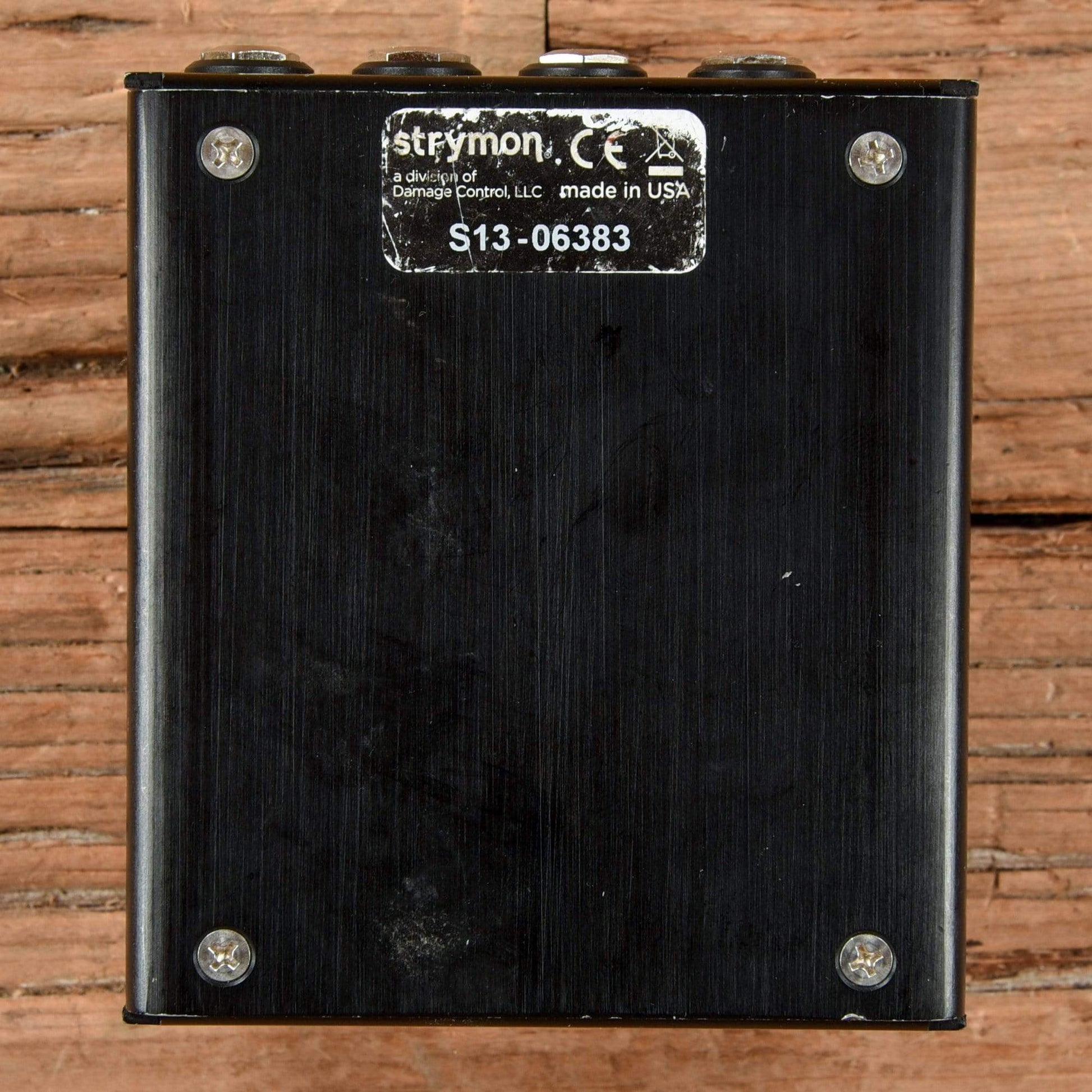 Strymon Flint Tremolo & Reverb Pedal Effects and Pedals / Reverb