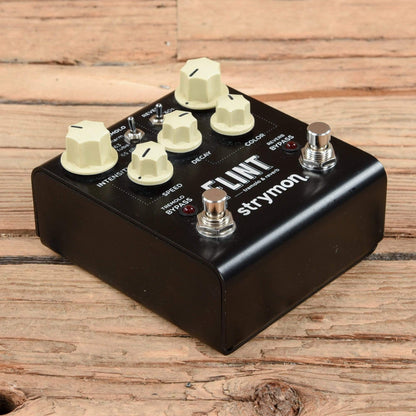 Strymon Flint Tremolo and Reverb Effects and Pedals / Tremolo and Vibrato