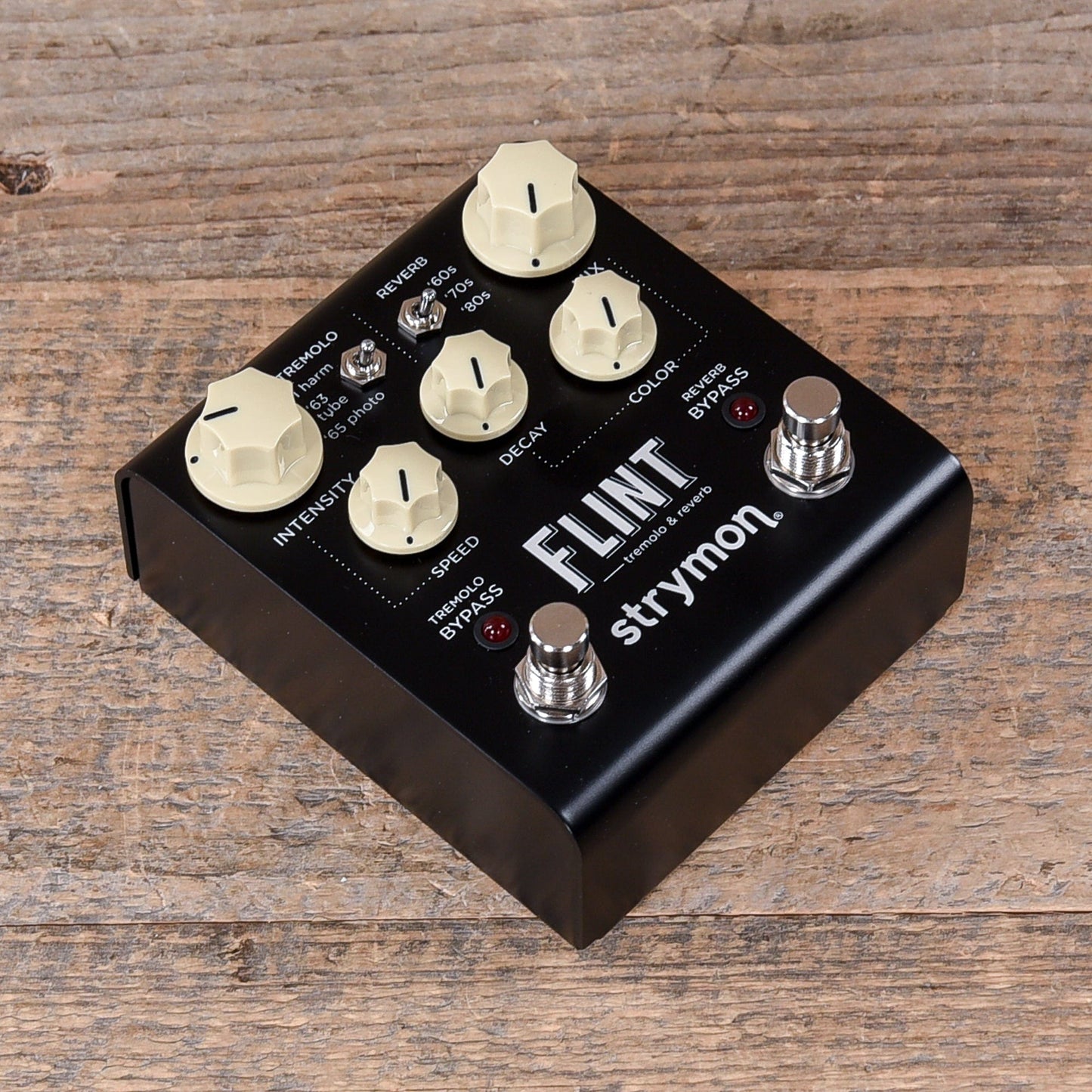 Strymon Flint Tremolo & Reverb Pedal Effects and Pedals / Tremolo and Vibrato