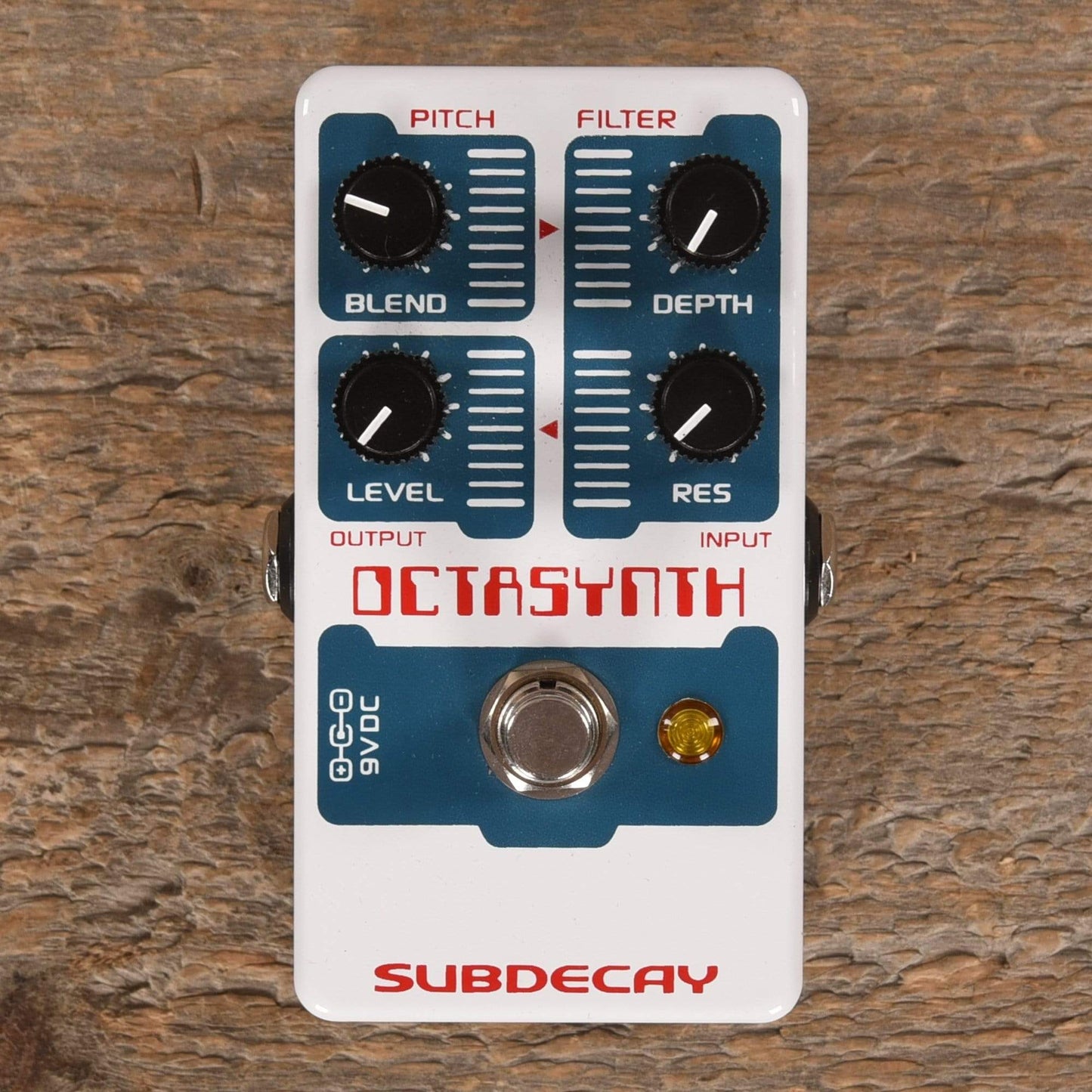 Subdecay Octasynth Octave Synthesizer Effects and Pedals / Octave and Pitch