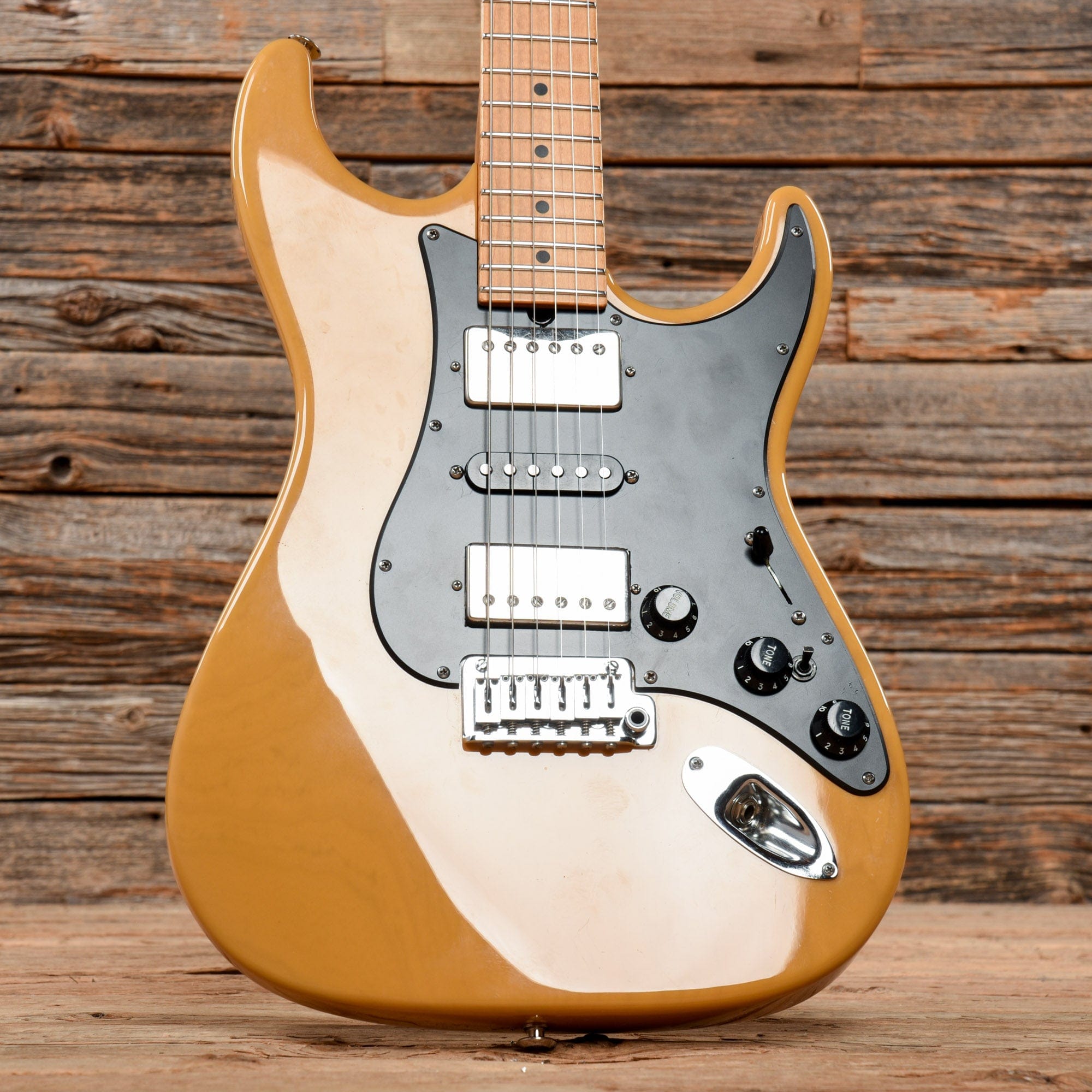Suhr Classic S HSH Butterscotch Blonde 2007 Electric Guitars / Solid Body