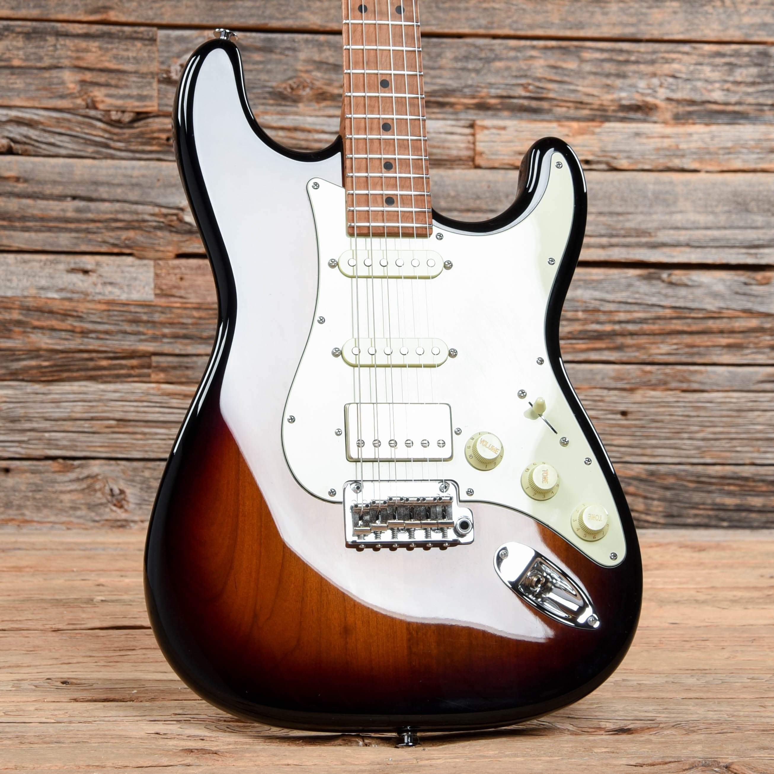 Suhr Classic S HSS Roasted Select Sunburst – Chicago Music Exchange