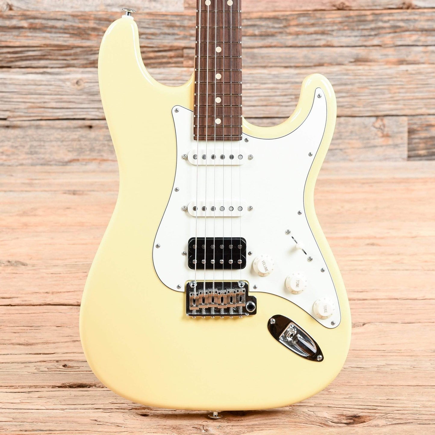 Suhr Classic S HSS Vintage Yellow SSCII Electric Guitars / Solid Body