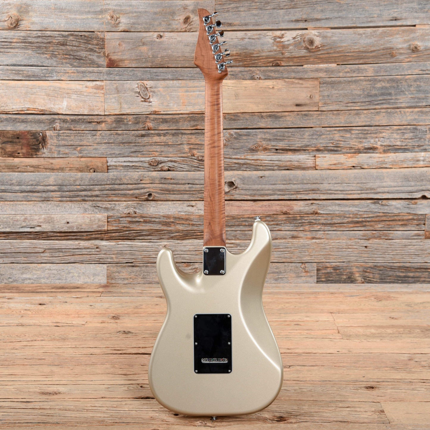 Suhr Limited Edition Classic S HSS Metallic w/Roasted Flame Maple Neck Champagne 2020 Electric Guitars / Solid Body