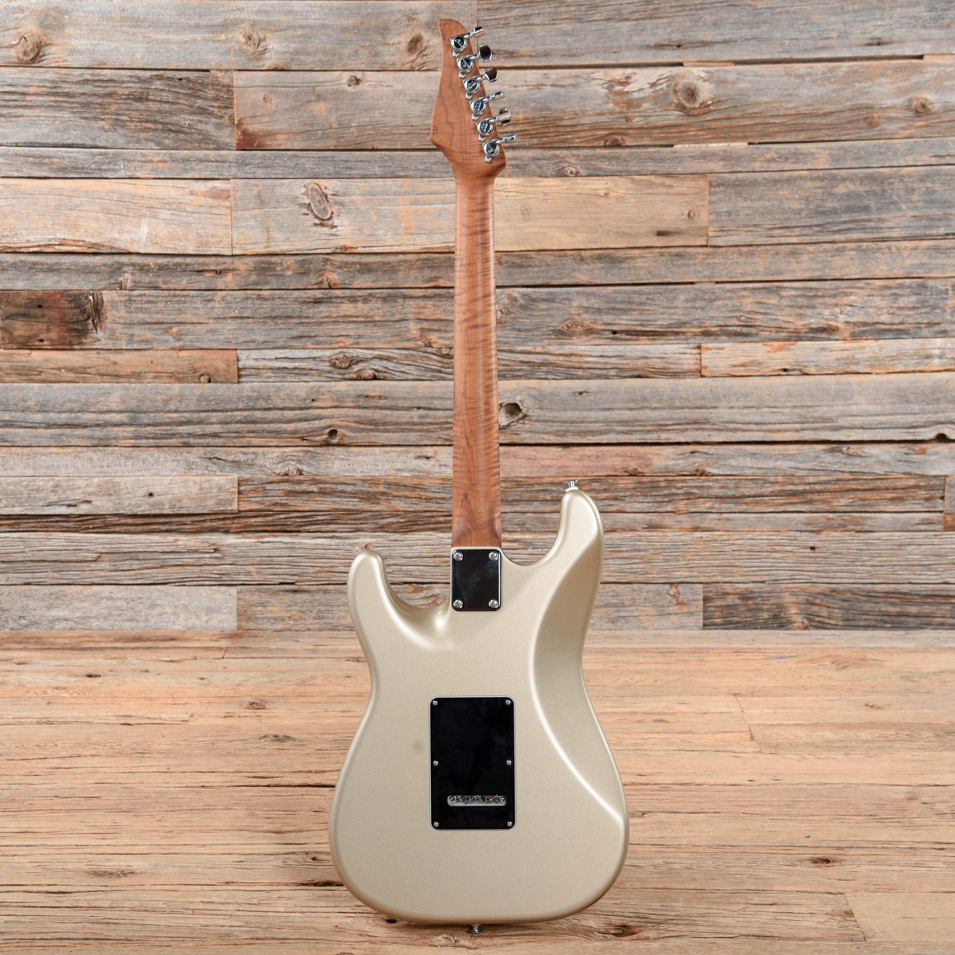 Suhr Limited Edition Classic S HSS Metallic w/Roasted Flame Maple Neck Champagne 2020 Electric Guitars / Solid Body