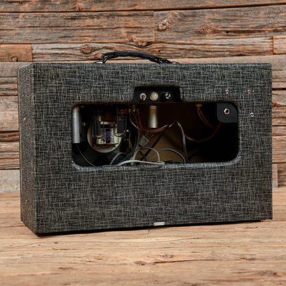 Supro Reverberation Amplifier  1960s Amps / Guitar Cabinets