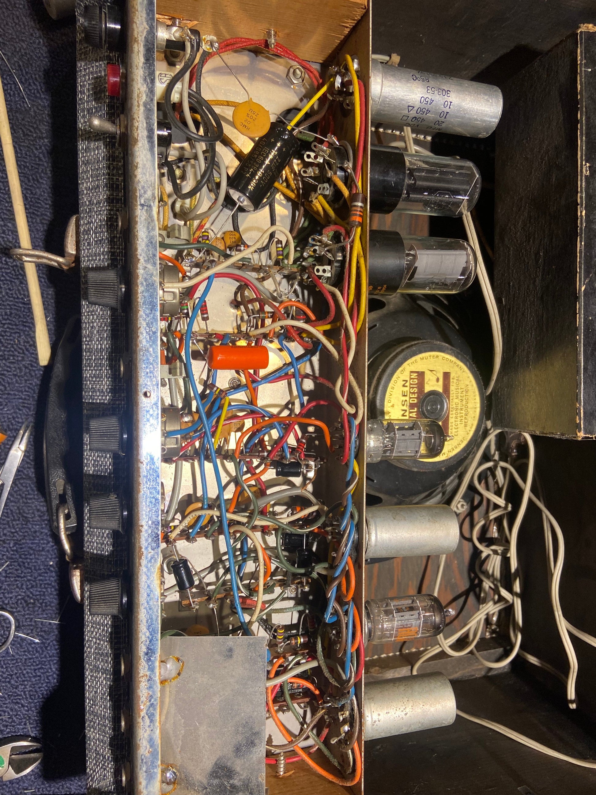 Supro Tremo-Verb S6422TR  1965 Amps / Guitar Cabinets