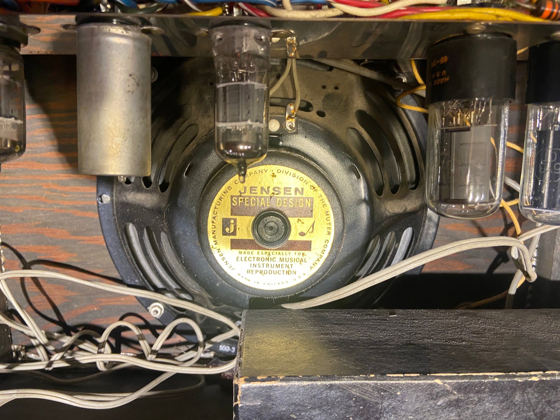 Supro Tremo-Verb S6422TR  1965 Amps / Guitar Cabinets