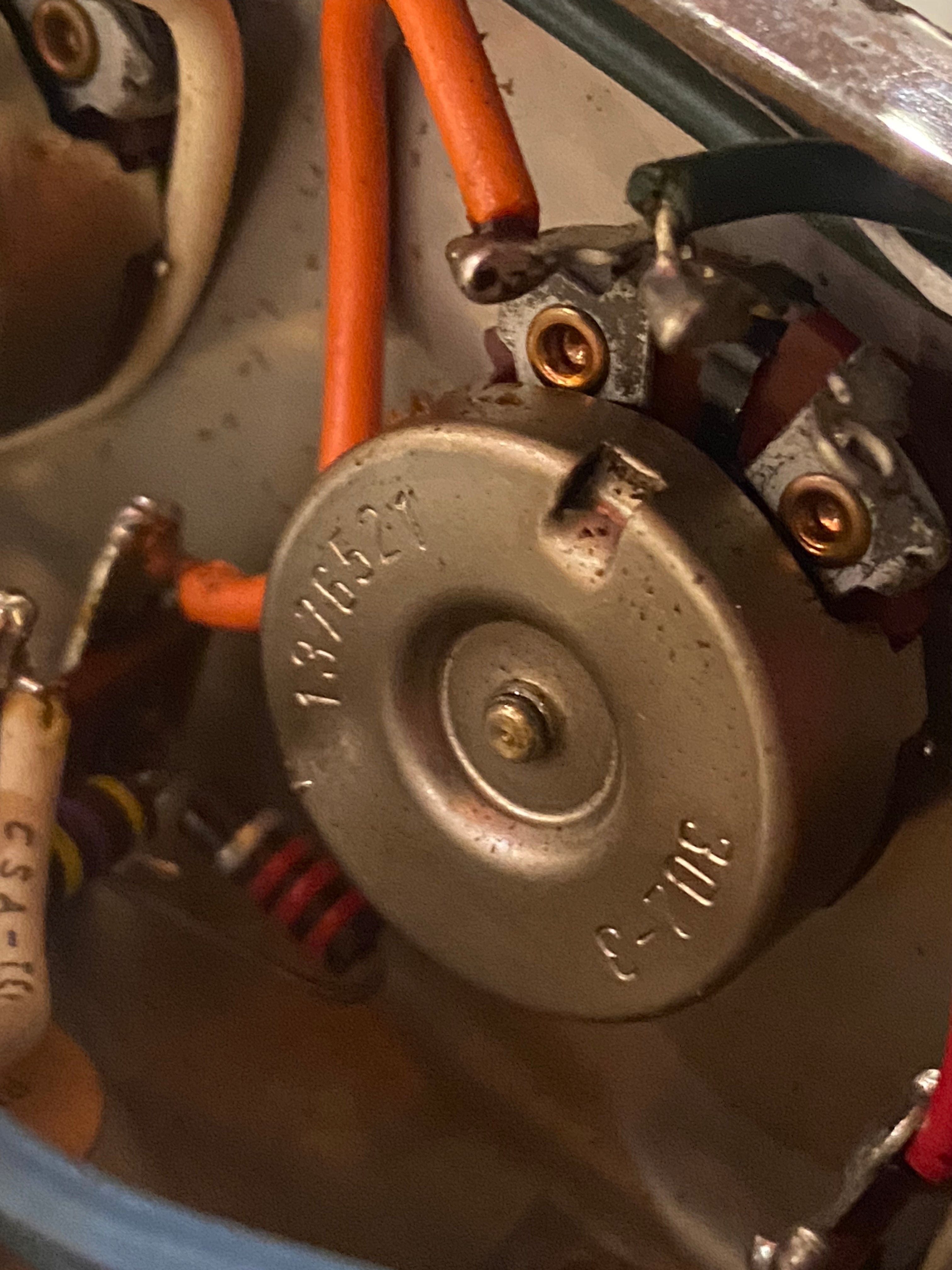 Supro Tremo-Verb S6422TR  1965 Amps / Guitar Cabinets