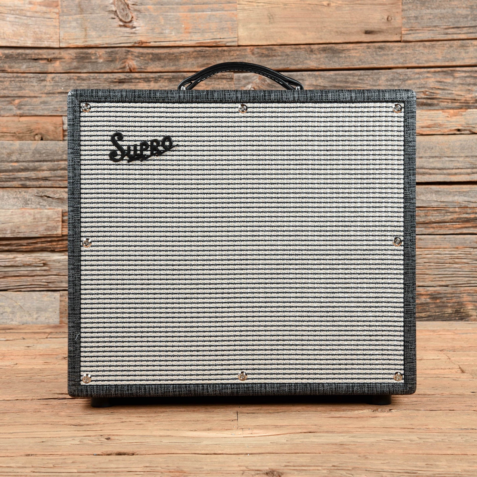 Supro 1696RT Black Magick Reverb Combo Amps / Guitar Combos