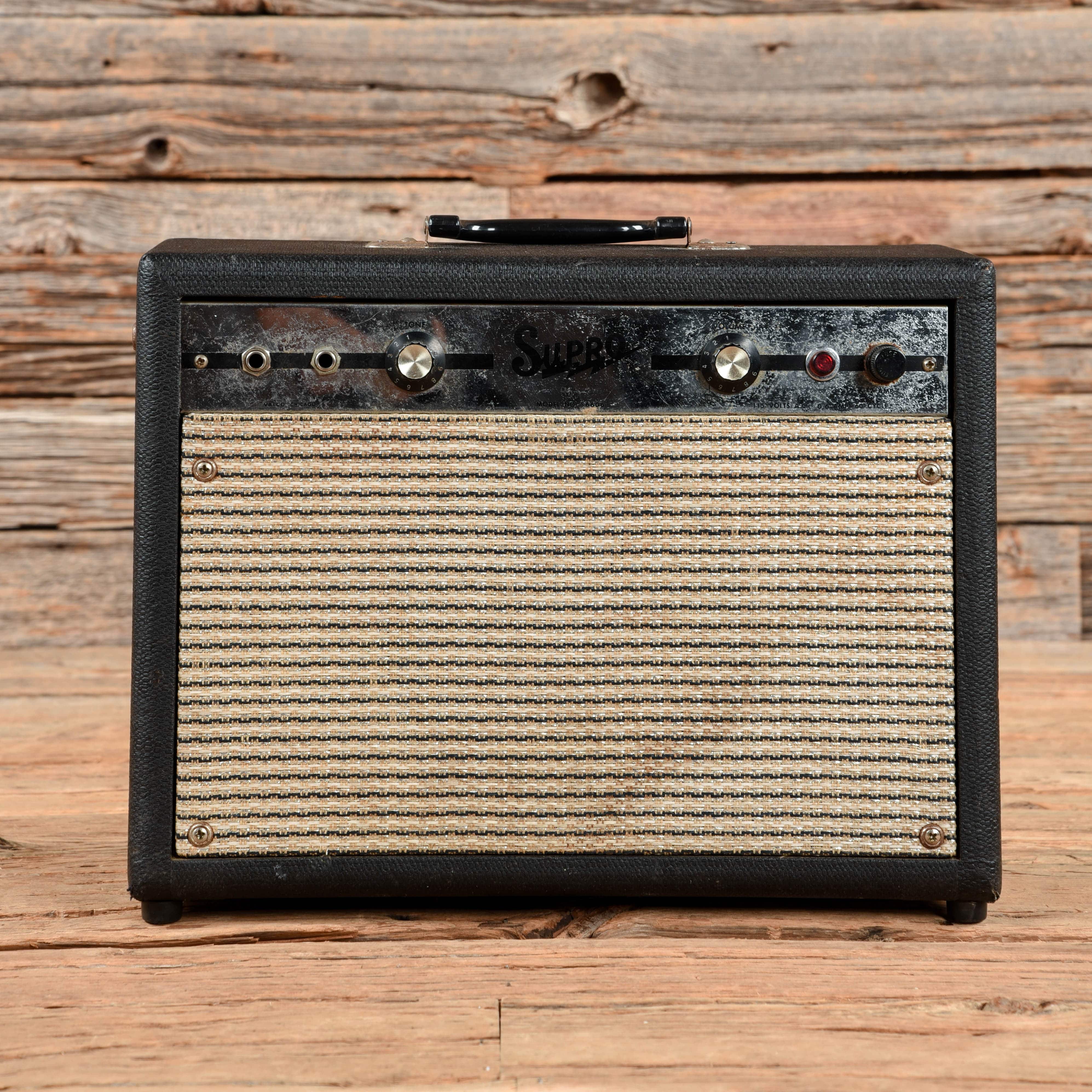 Supro Super 6  1967 Amps / Guitar Combos