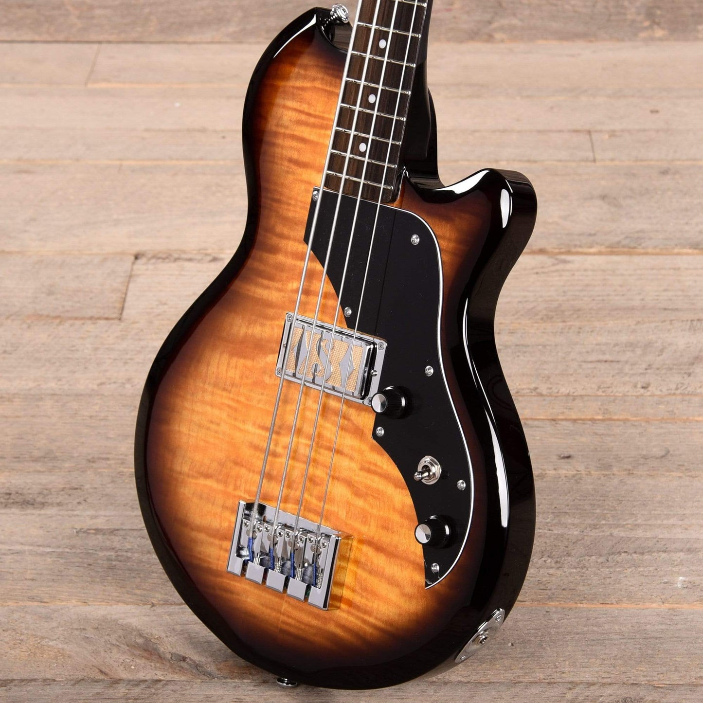 Supro Huntington I Bass Tobacco Sunburst w/Piezo Bass Guitars / 4-String